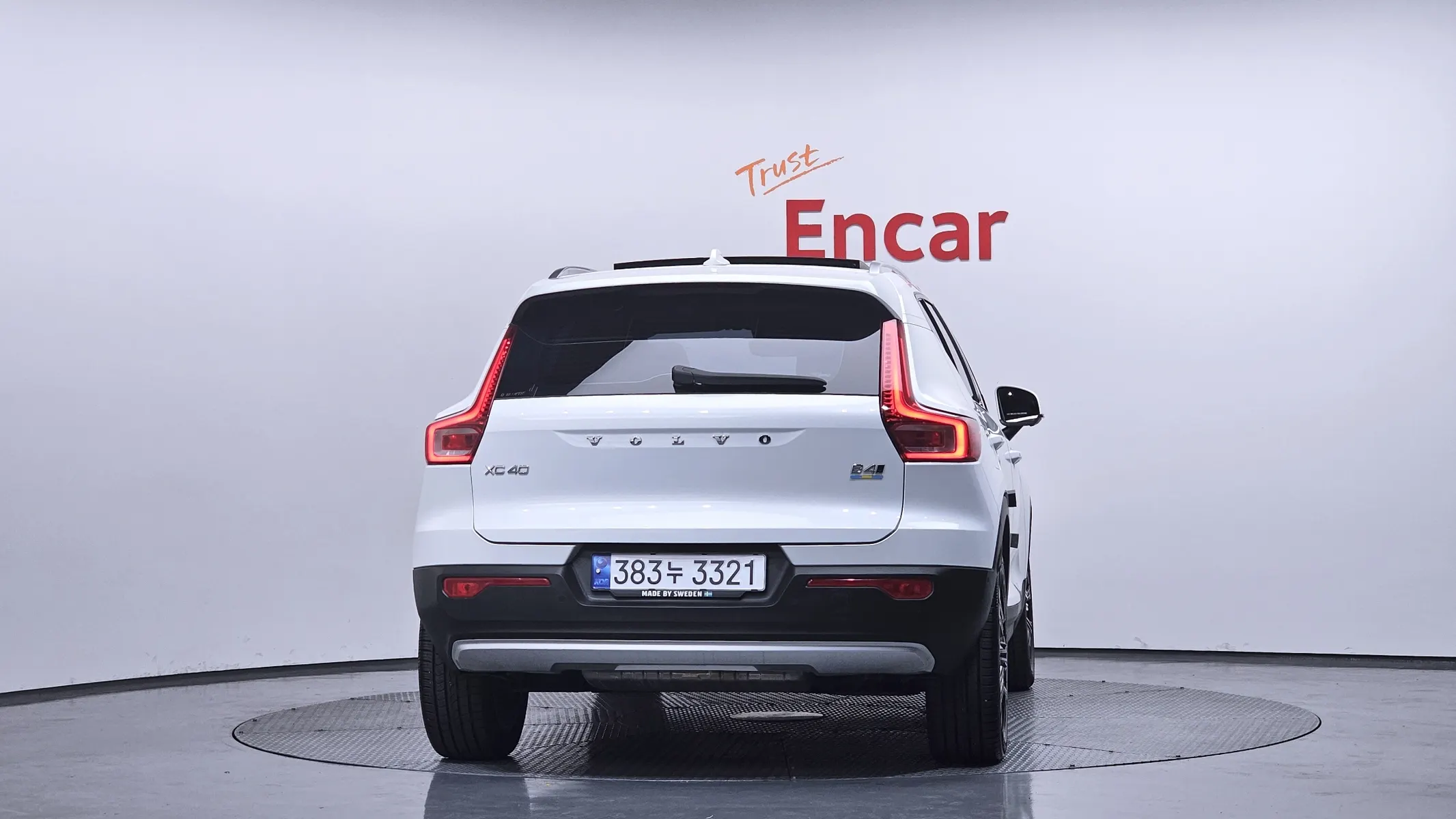 Volvo XC40 B4 2020 3/5