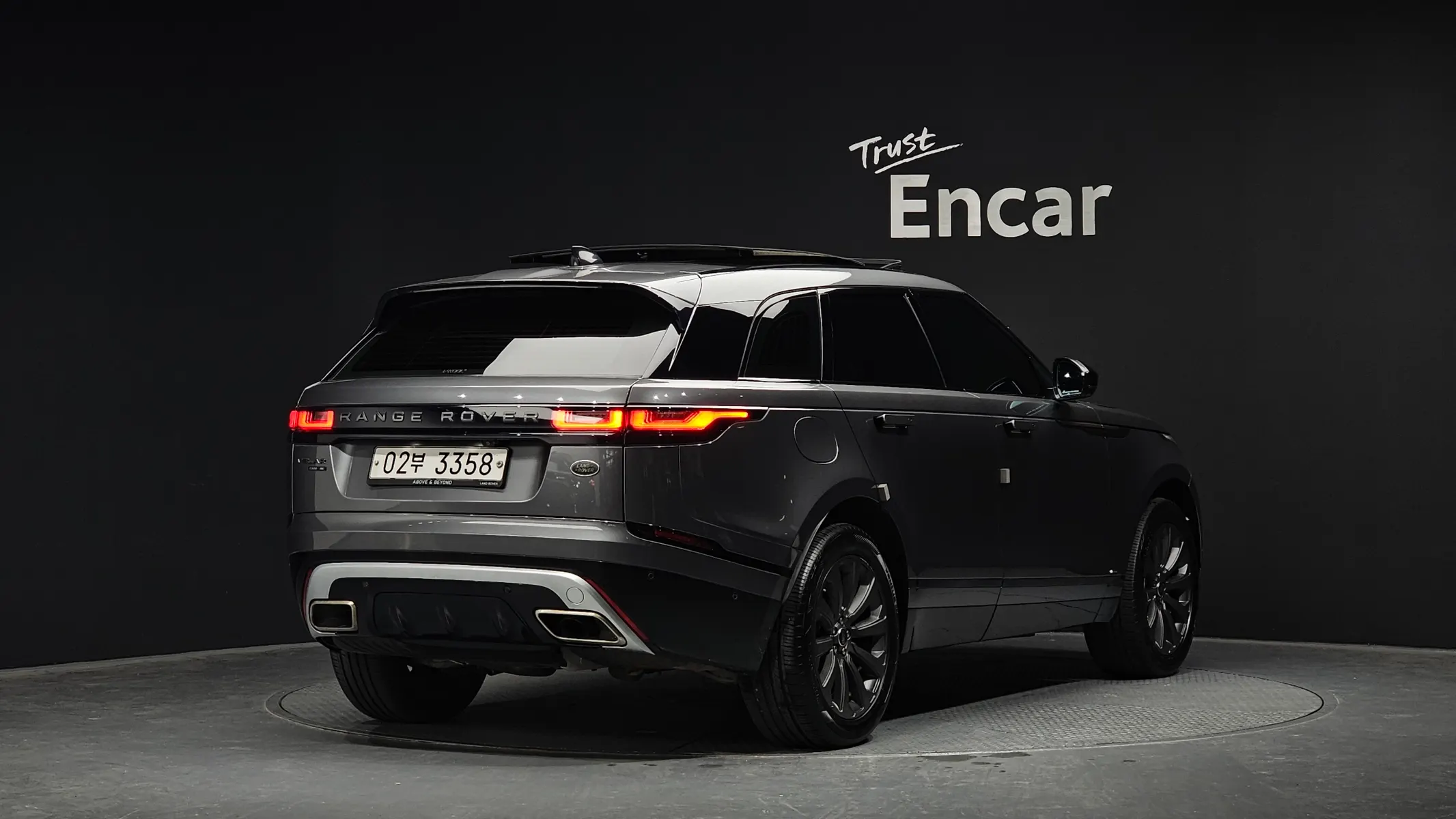 Land Rover 레인지로버 벨라 3.0 D300 R- SE 2017 2/21