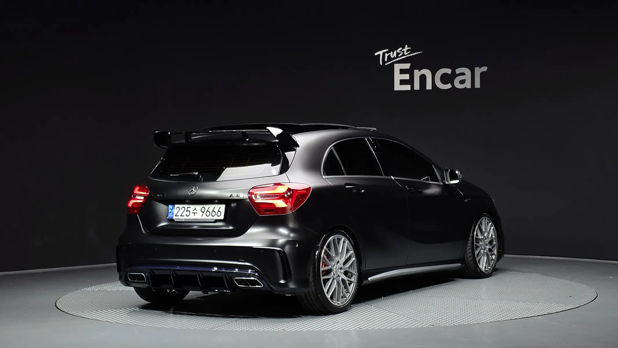 Mercedes-Benz A-Class W176 A45 AMG 4MATIC 2017 2/31