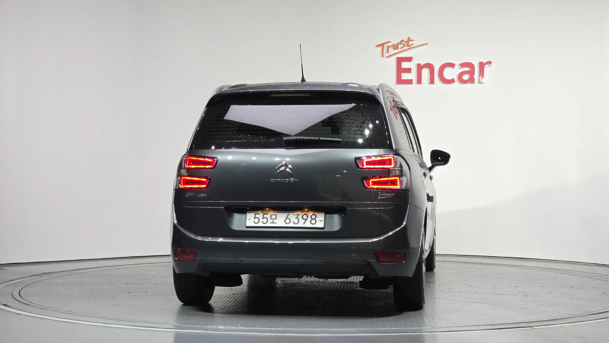 시트로엥/DS C4 2.0 B-HDI 2015 3/5