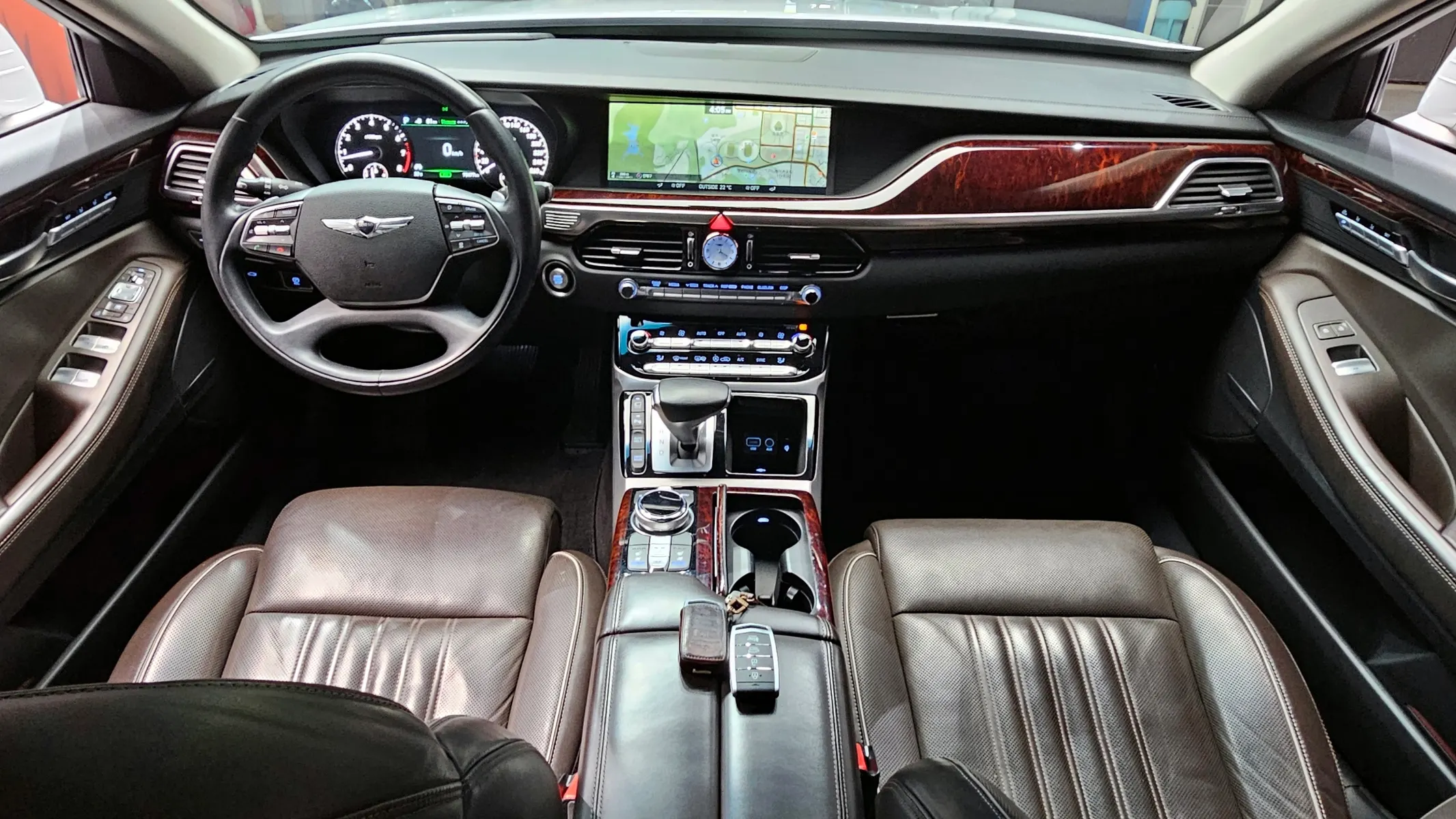 Genesis EQ900 3.3 T-GDI AWD 2017 4/5