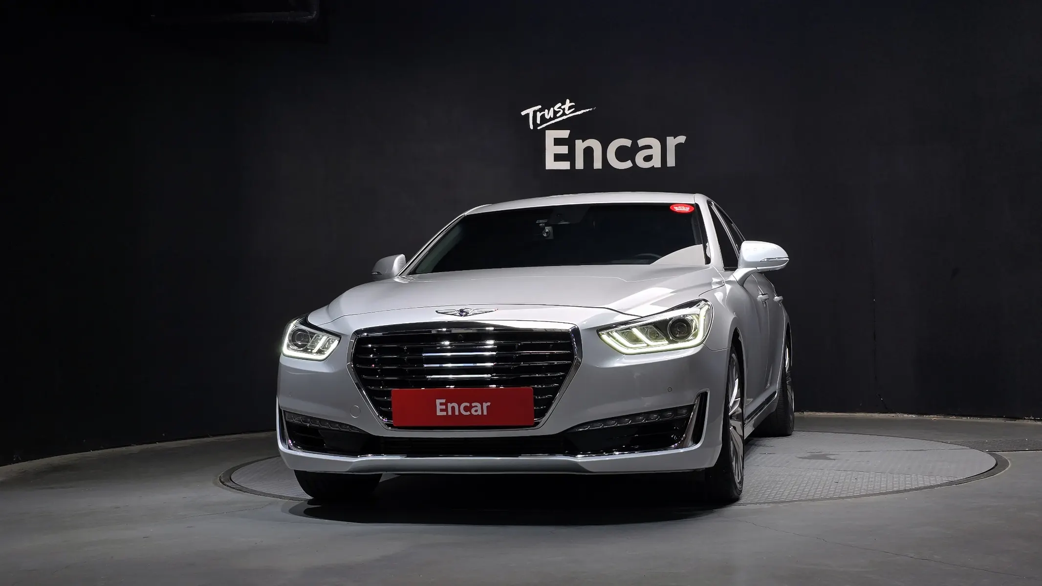 Genesis EQ900 3.3 T-GDI AWD 2017 2/5