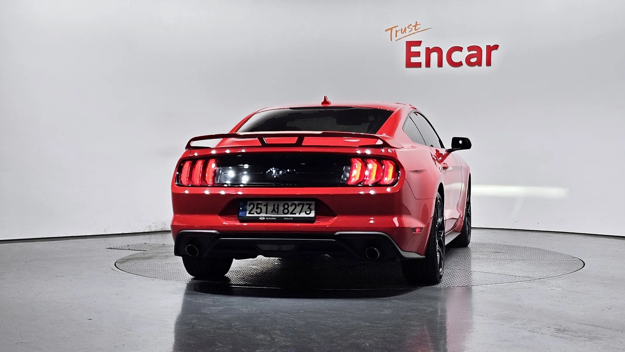 Ford 머스탱 2022 3/5