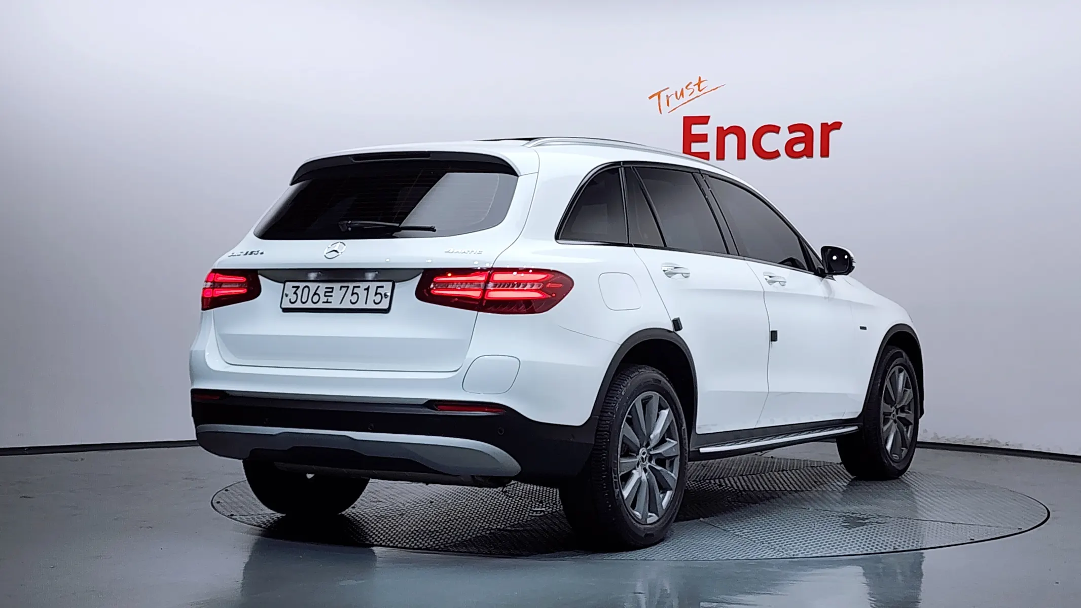 Mercedes-Benz GLC-Class X253 GLC350e 4MATIC 2018 2/27