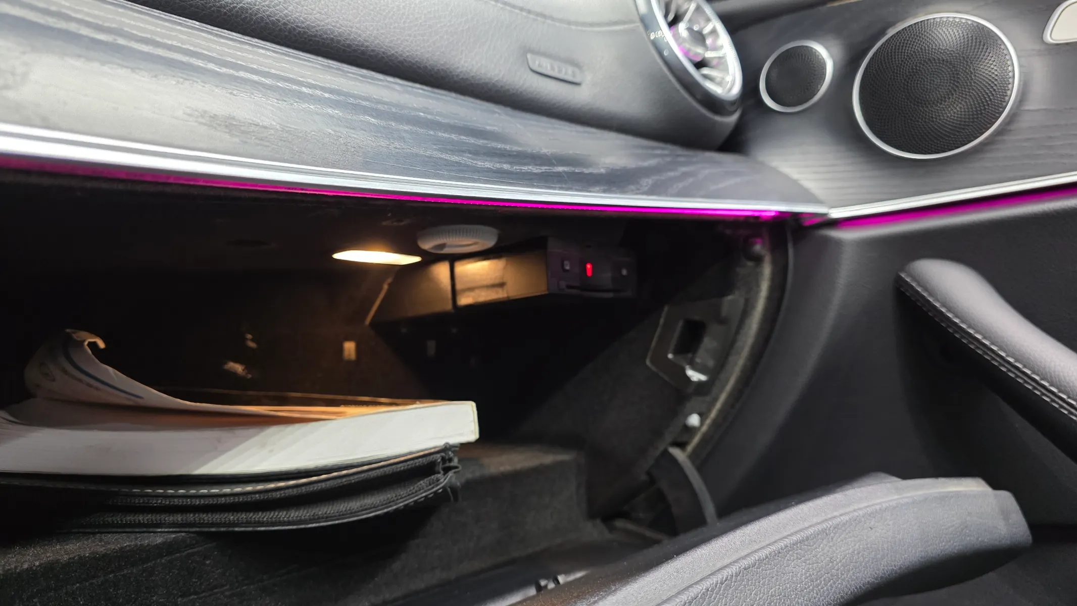Mercedes-Benz E-Class W213 E220d 2019 32/33
