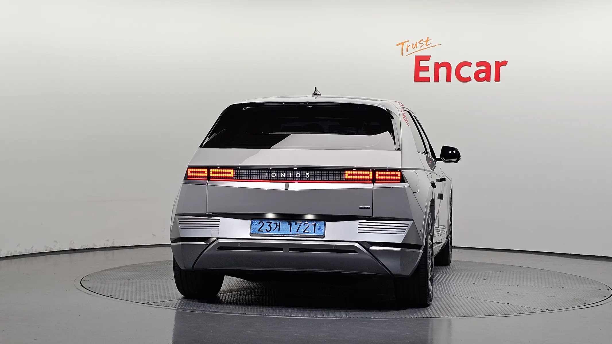 Hyundai Ioniq 5 AWD 2022 3/5