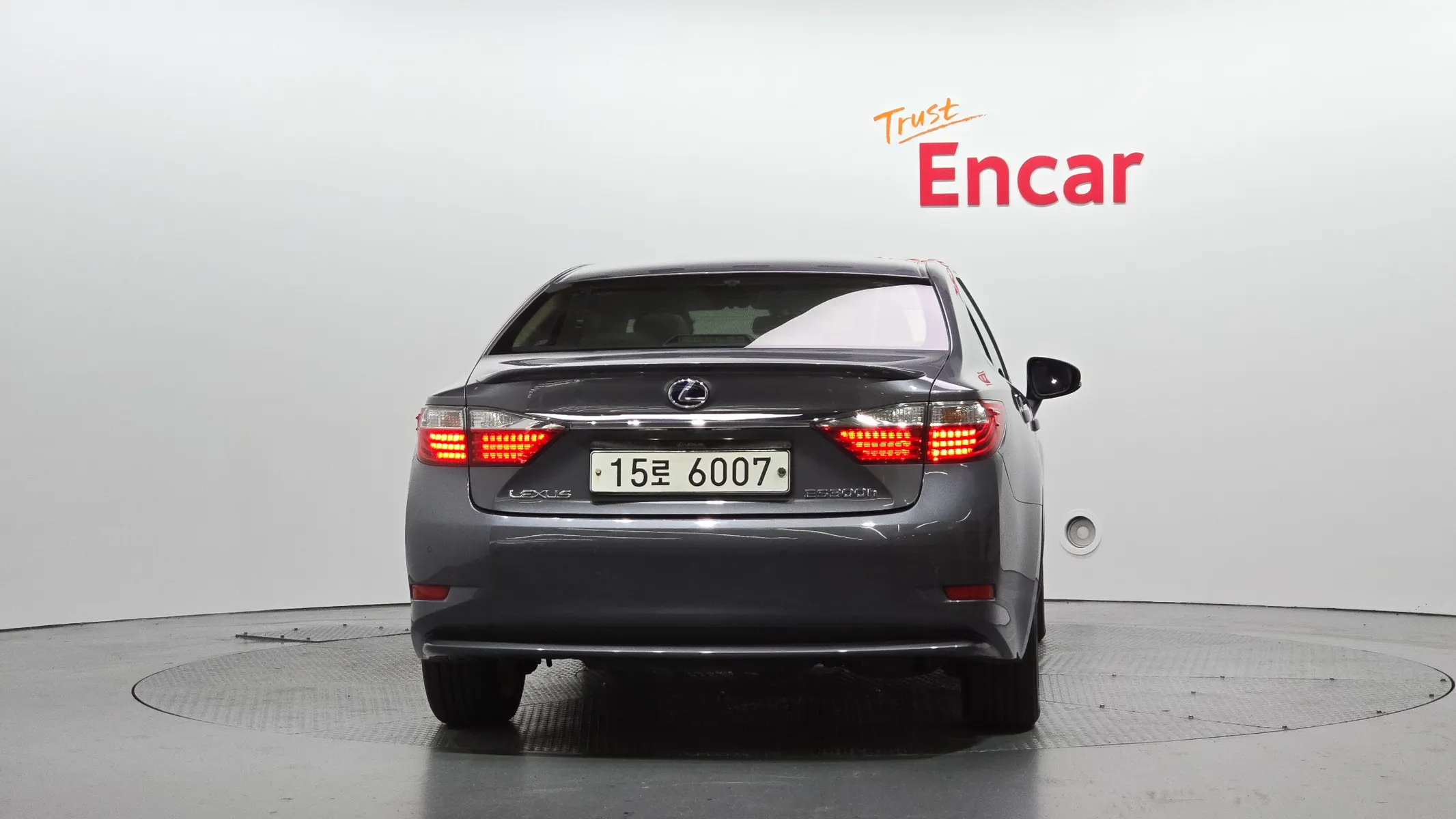 Lexus ES300h 2013 3/5