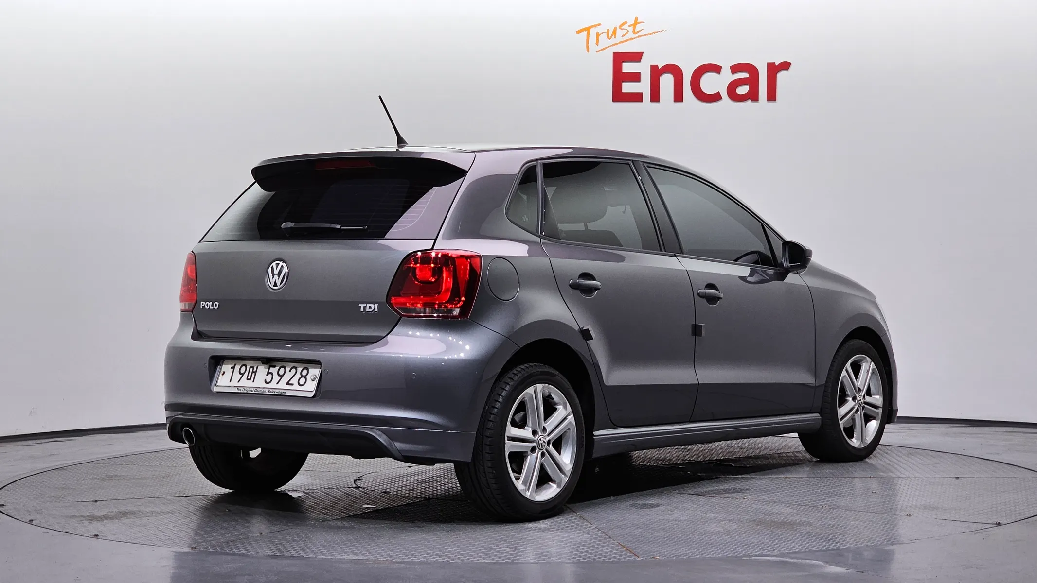 Volkswagen 폴로 1.6 TDI R-Line 2013 2/21