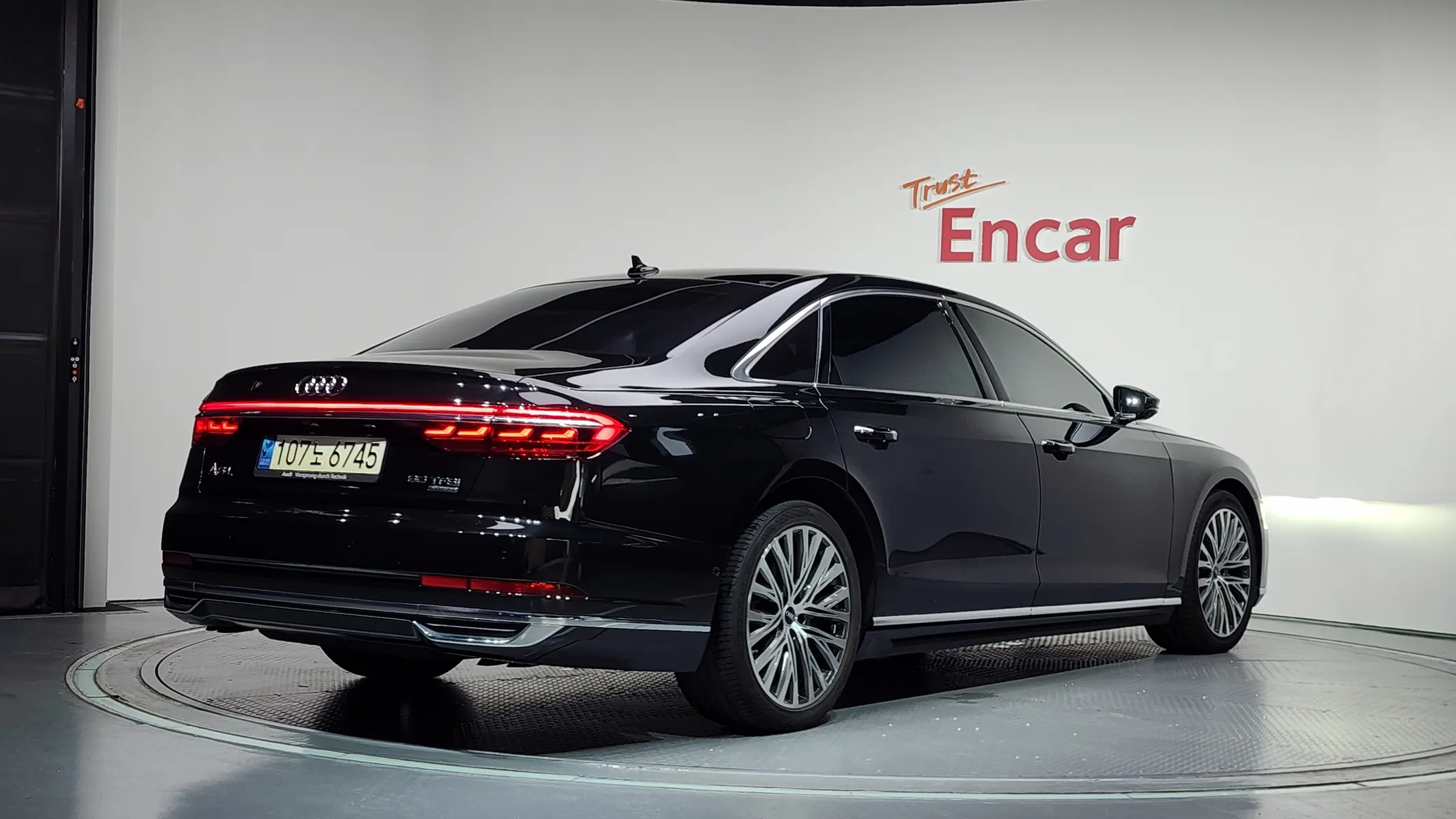 Audi A8 (D5) 60 TFSI LWB 2021 2/21