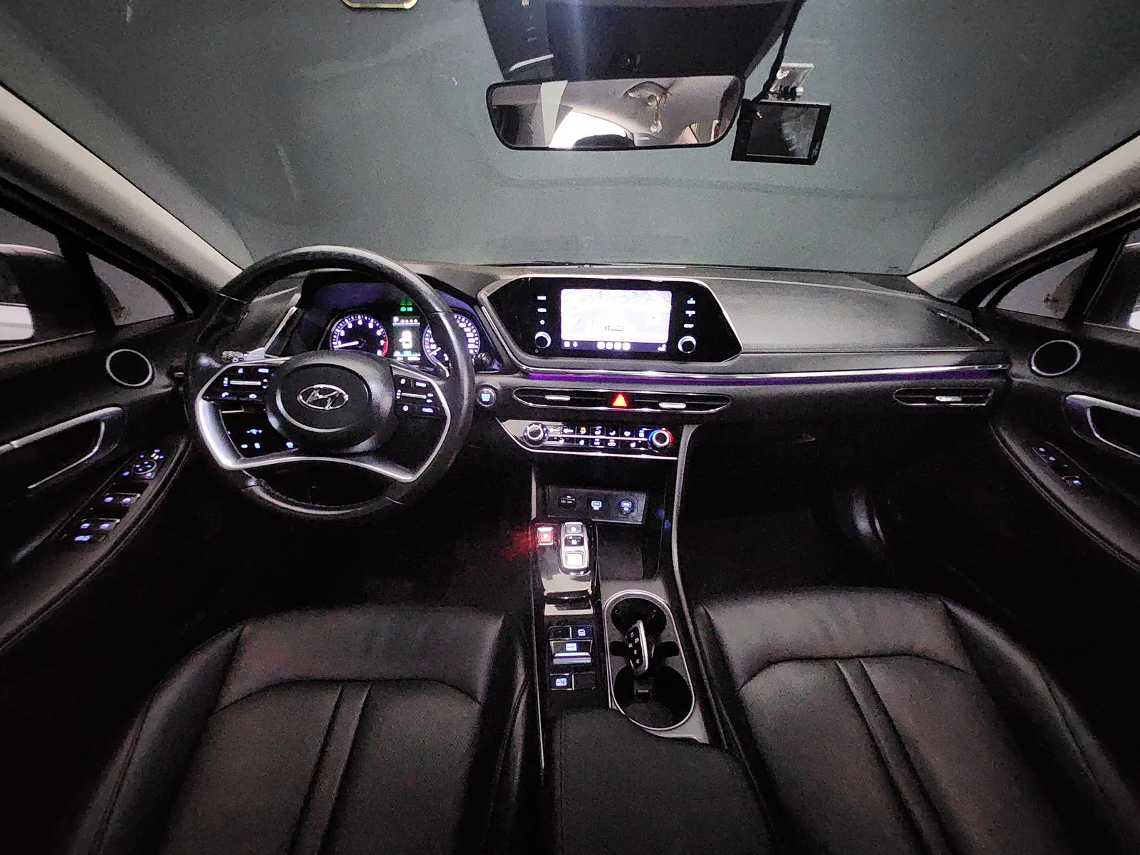 Hyundai (DN8) 2.0 LPG() 2022 4/5