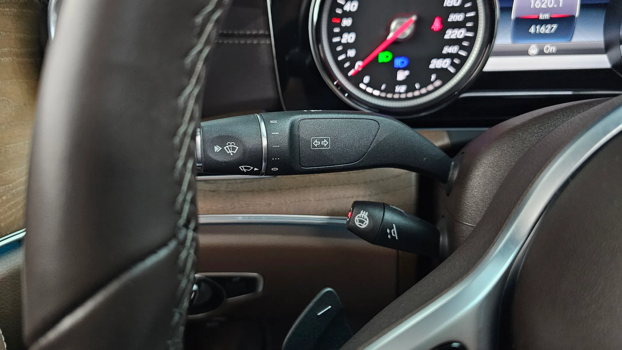 Mercedes-Benz E-Class W213 E220d 2019 35/36