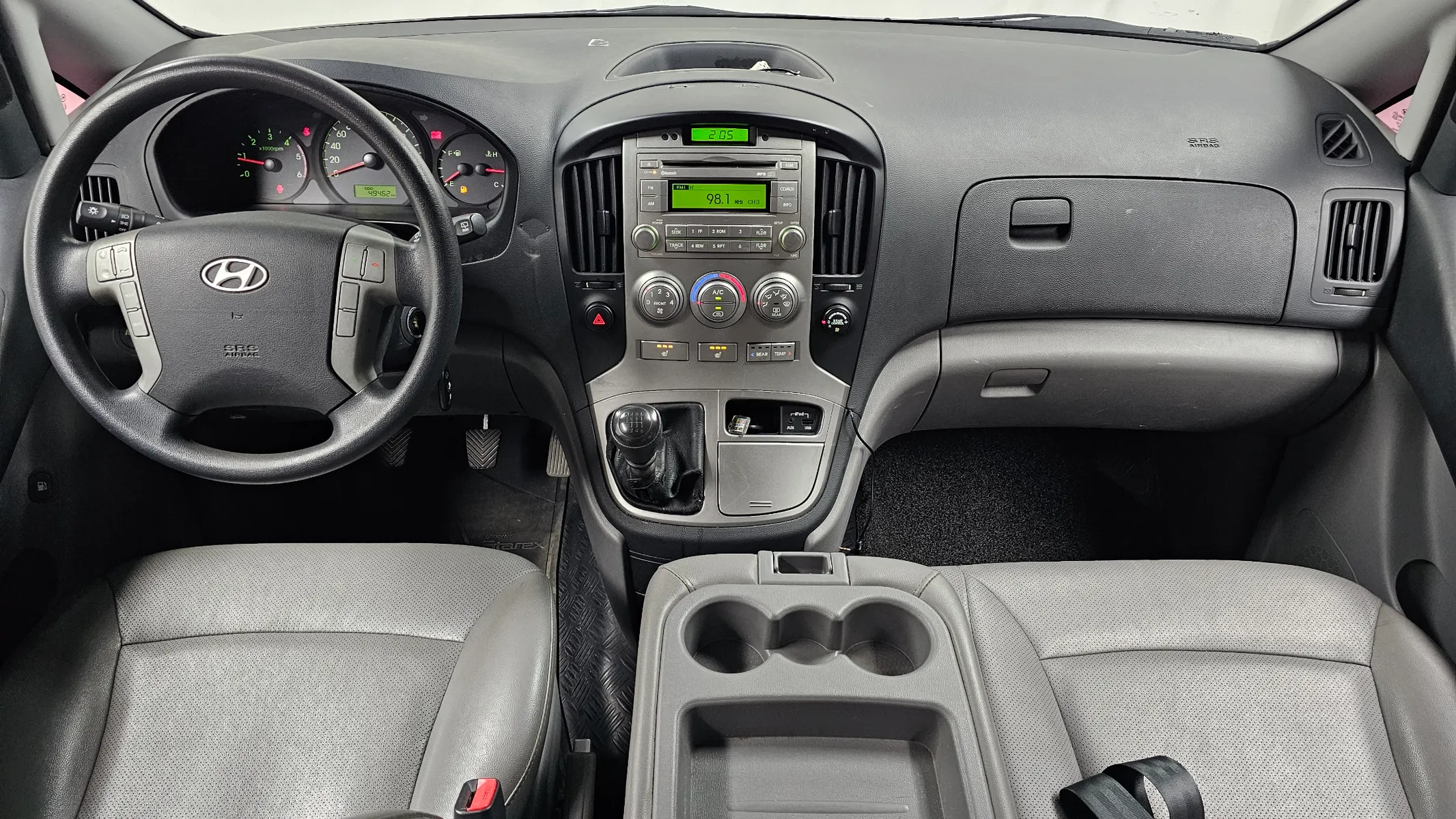 Hyundai Grand Starex 12 2013 4/5