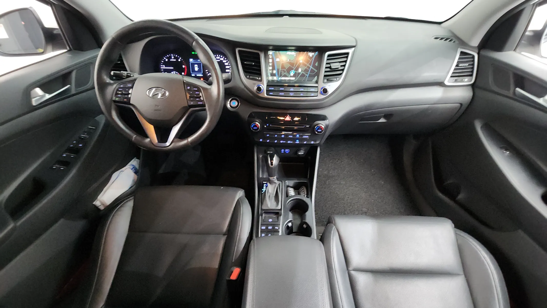 Hyundai Tucson 2.0 2WD 2015 4/5