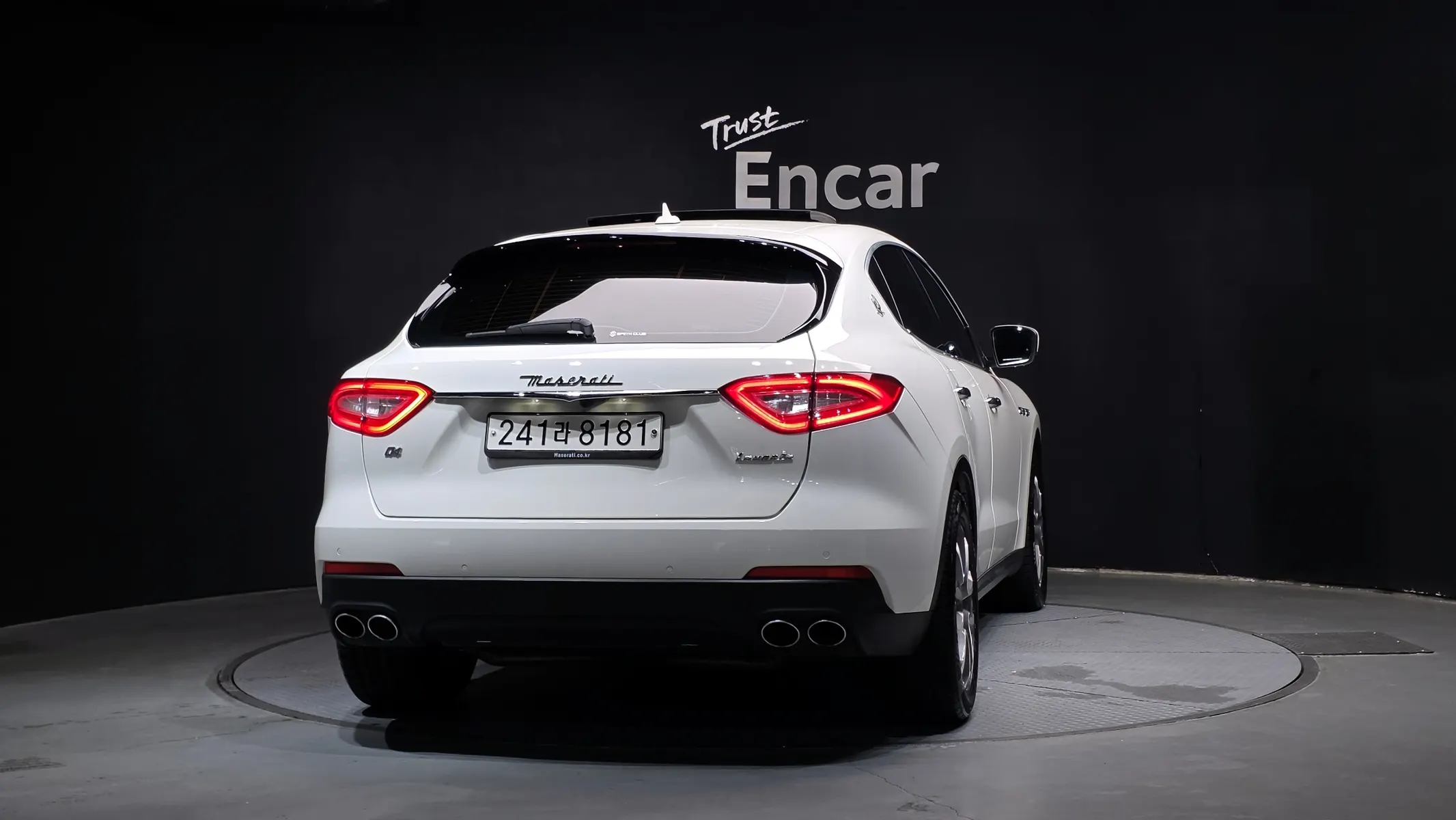 Maserati 르반떼 3.0 AWD 2020 3/5