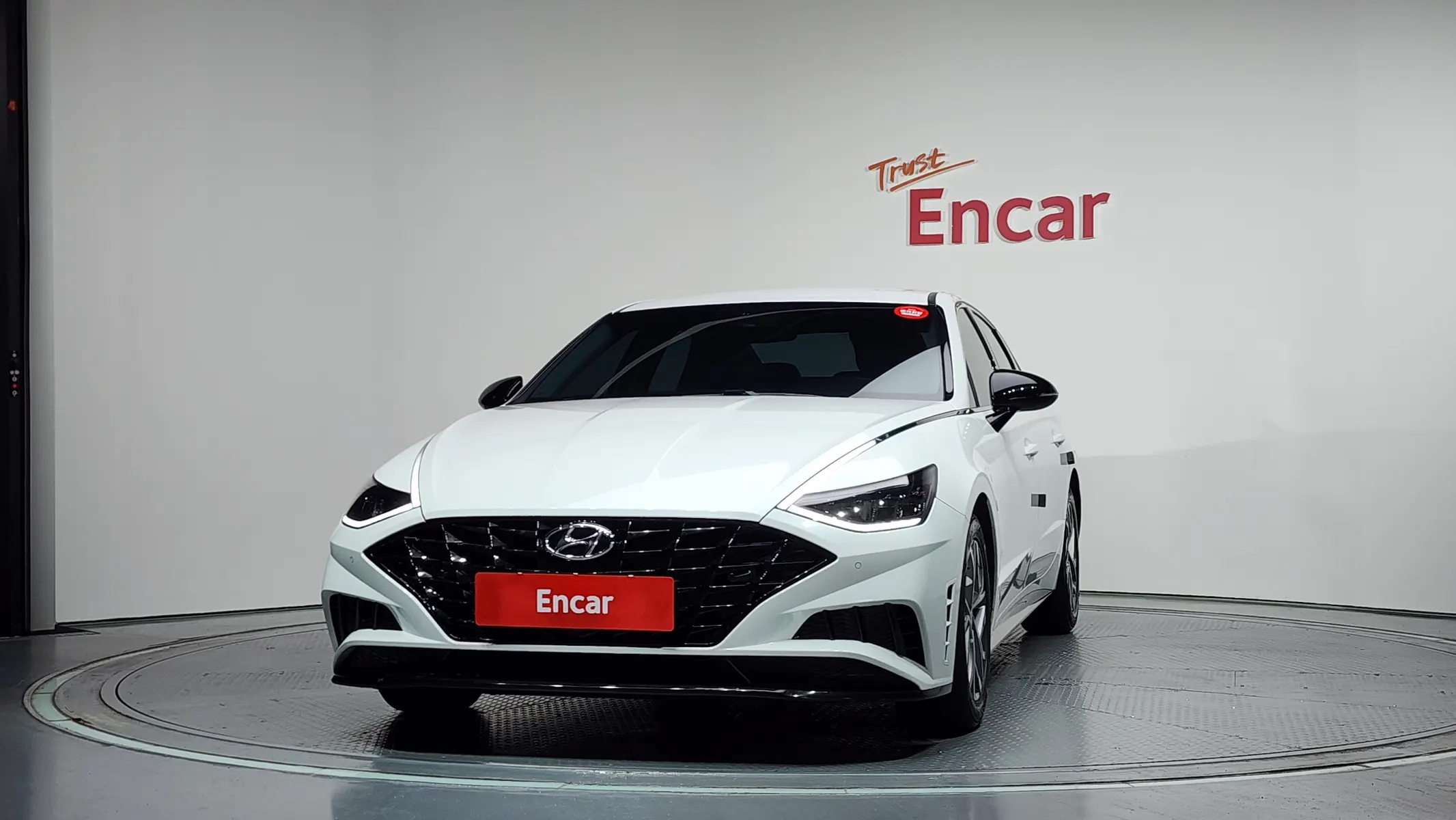 Hyundai (DN8) 2.0 2022 2/5