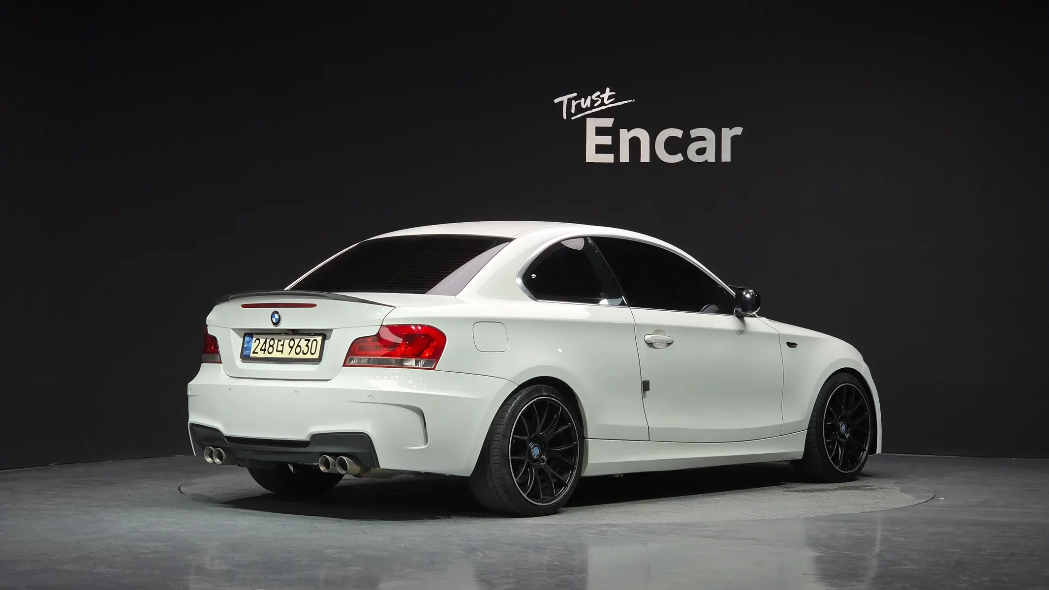 BMW 1 Series (E82) 120d 2012 2/21