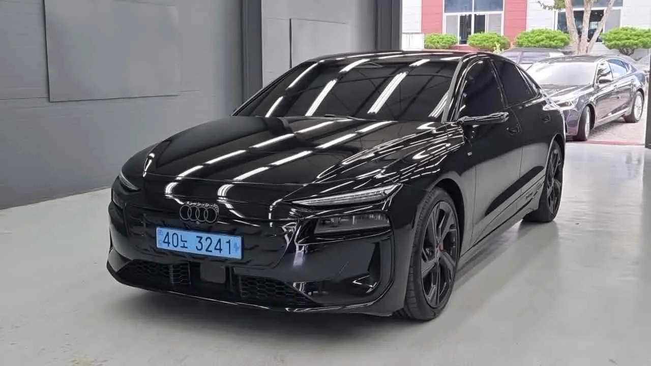 Audi A6 e- S Line 2025 2/16