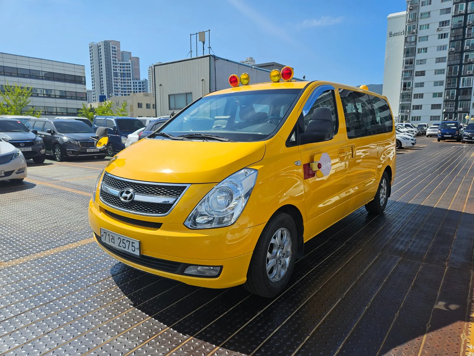 Hyundai Grand Starex 2015 3/17