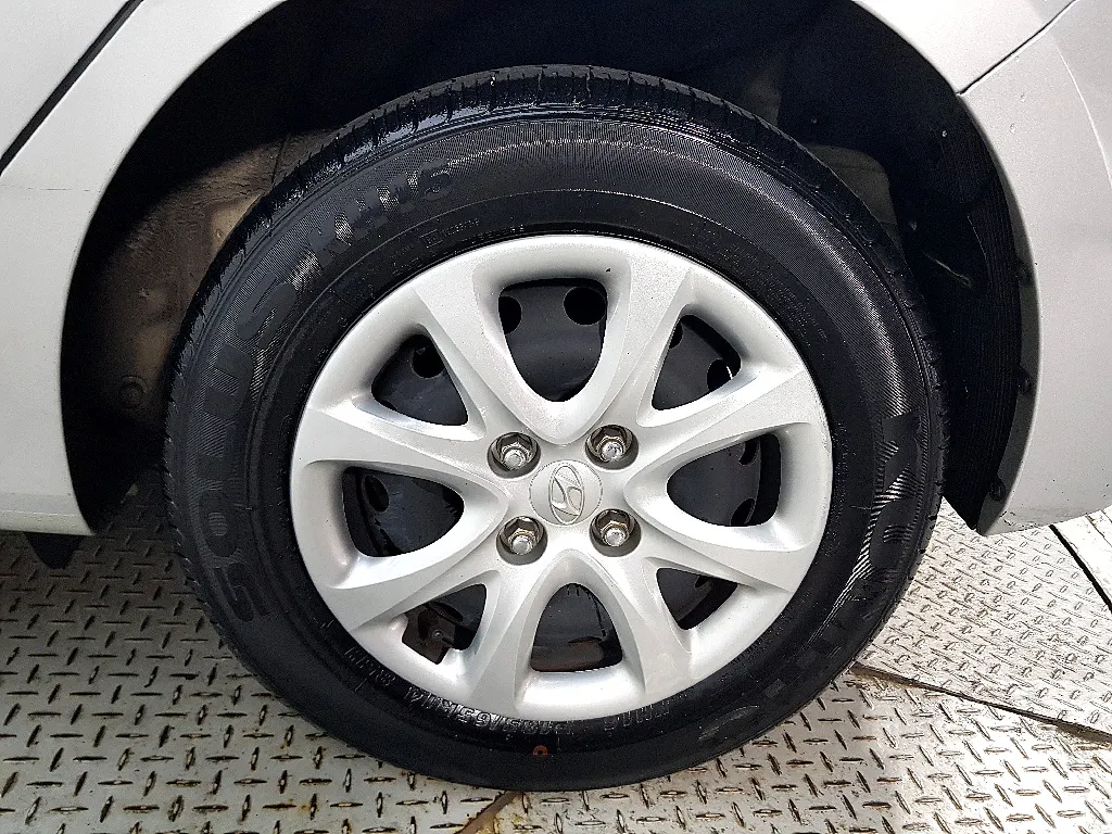 Hyundai () 1.6 VGT 2014 20/21