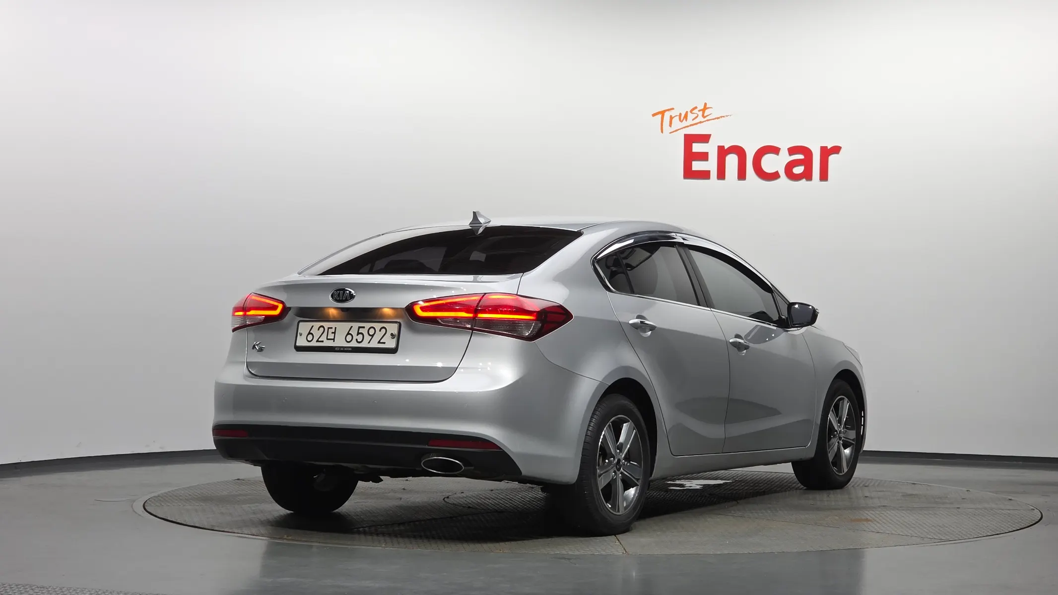 Kia K3 2017 2/31