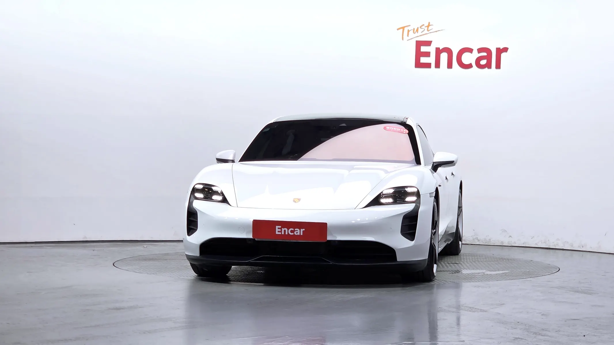 Porsche 타이칸 GTS 2024 3/36