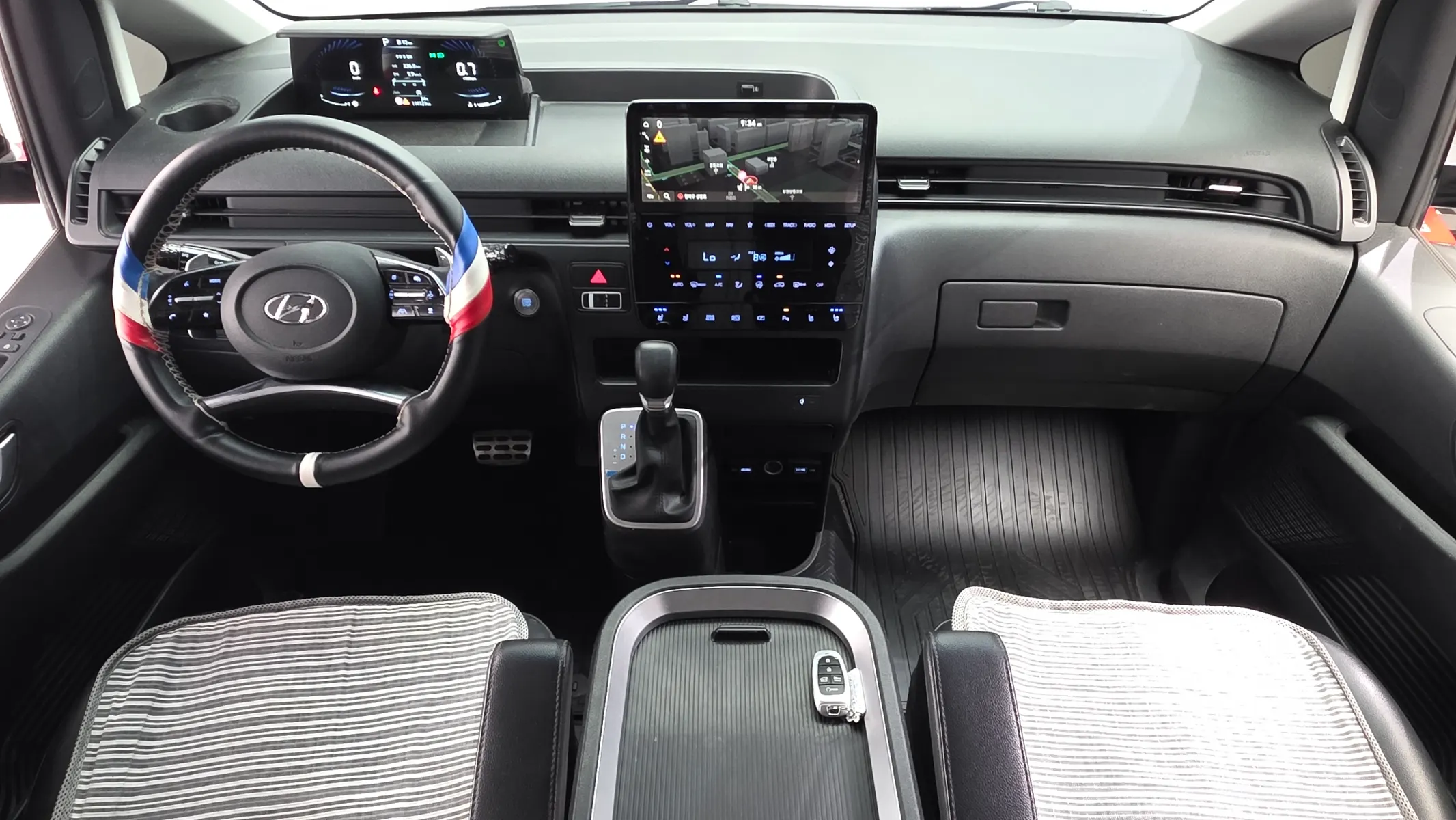 Hyundai Staria 5 2022 4/5