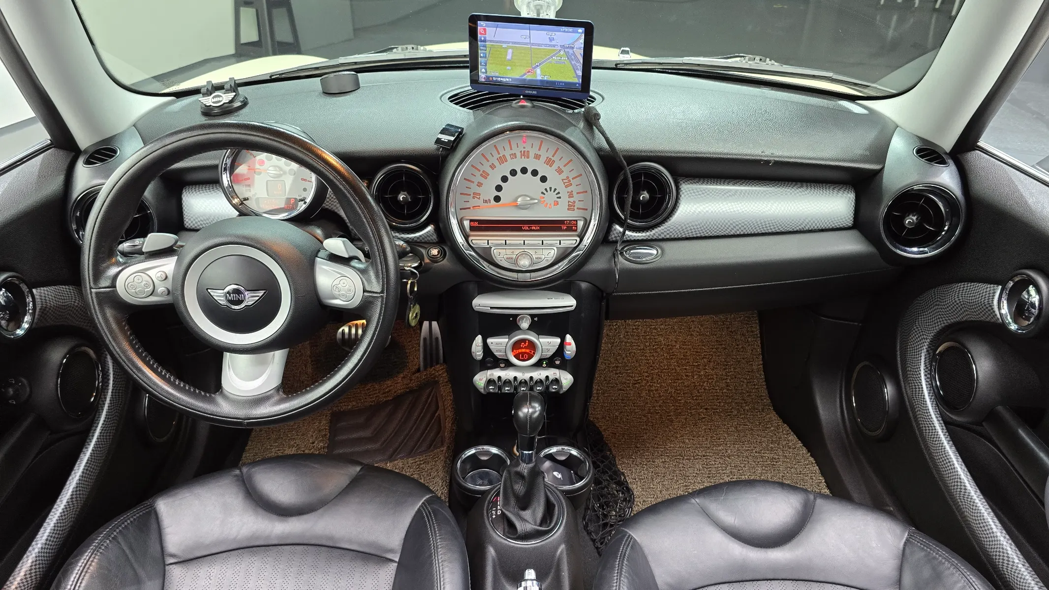 MINI S 2010 4/5