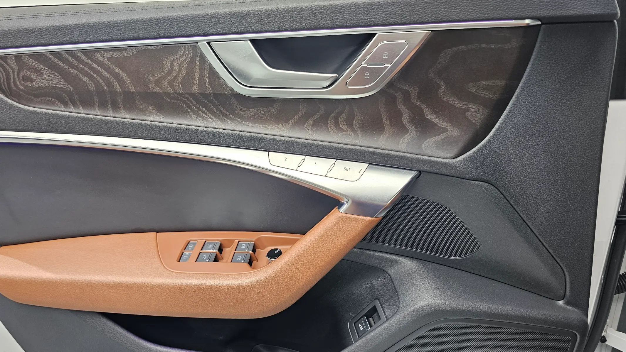 Audi A6 (C8) 40 TDI 2020 29/30