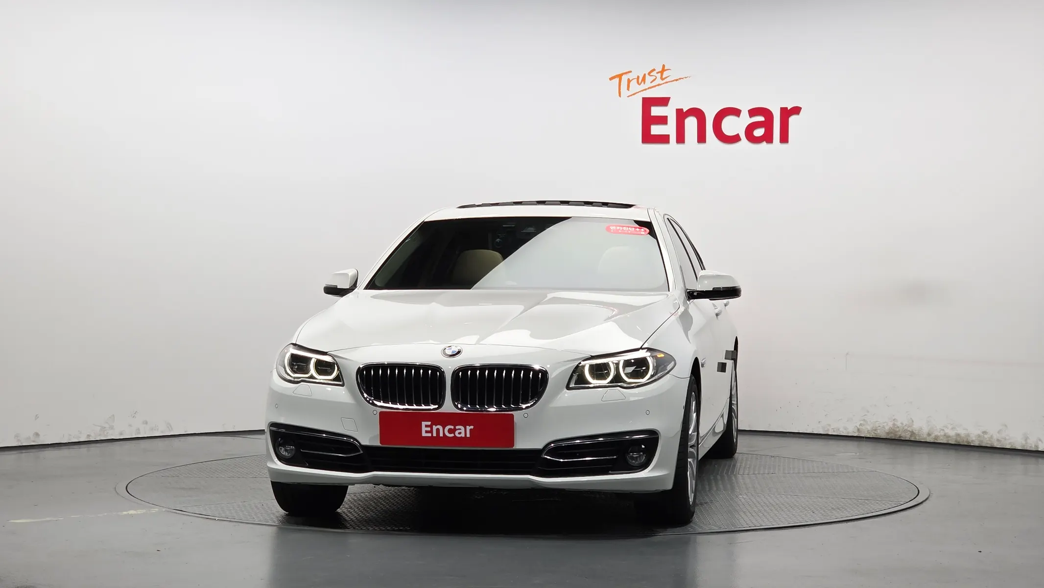 BMW 5 Series (F10) 528i xDrive 2016 2/35