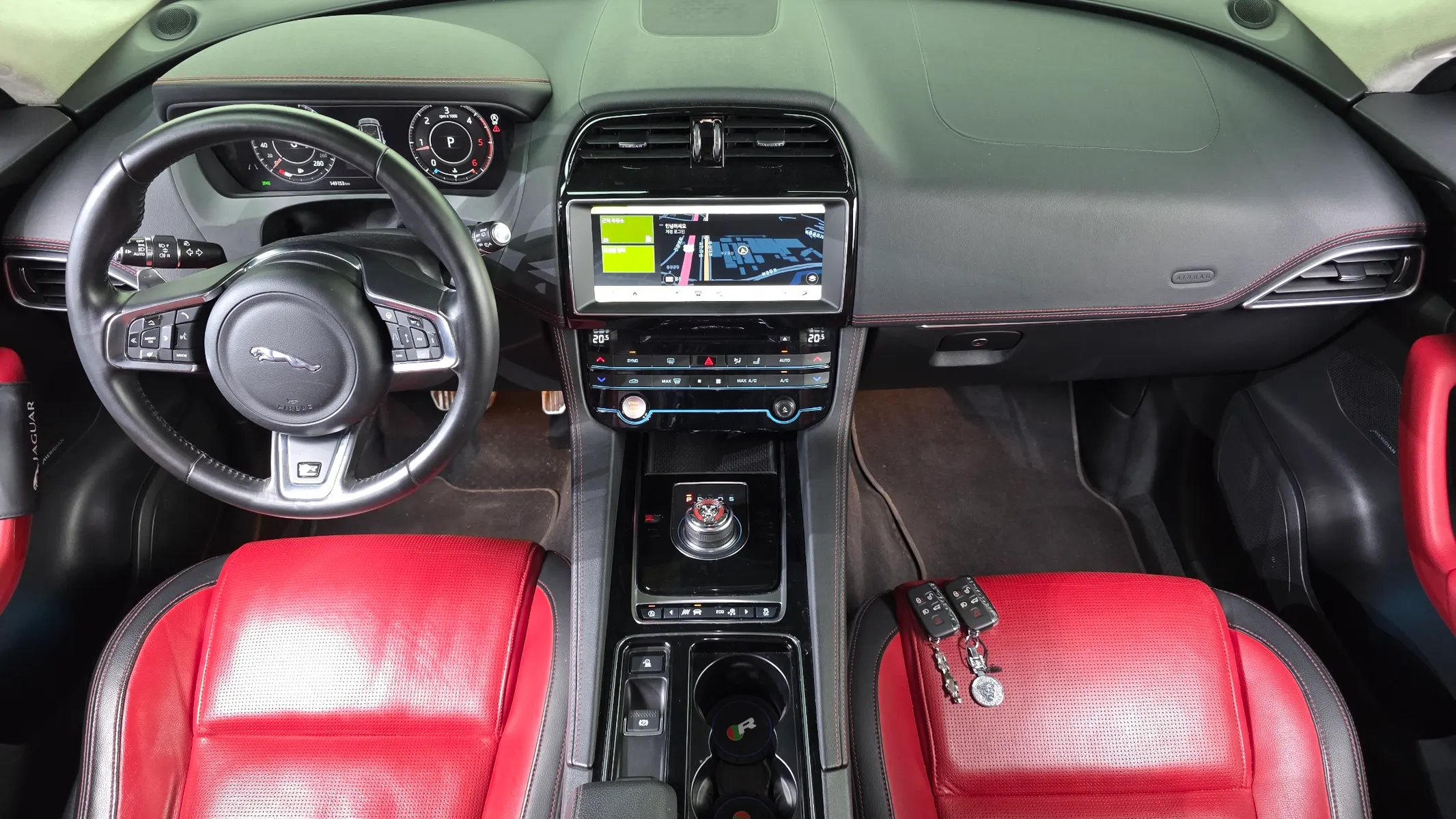 Jaguar F-PACE 20d R-Sport 2019 4/5