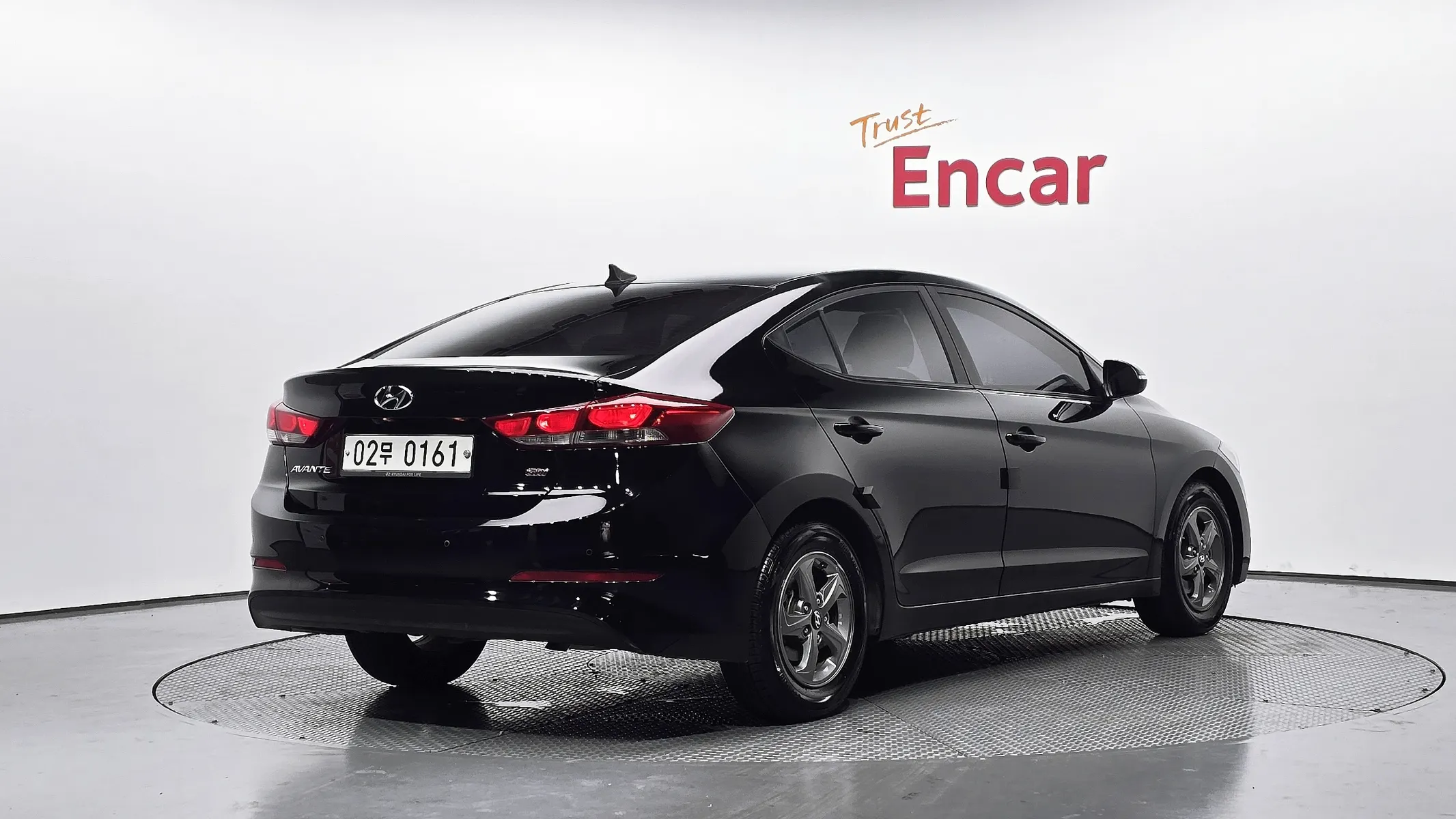 Hyundai AD 1.6 GDI 2015 2/32