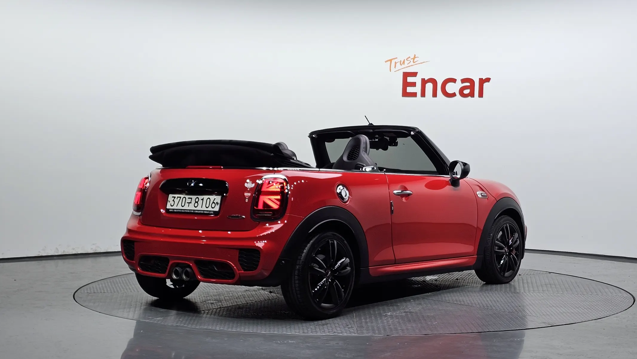 MINI S Convertible JCW 2020 2/32