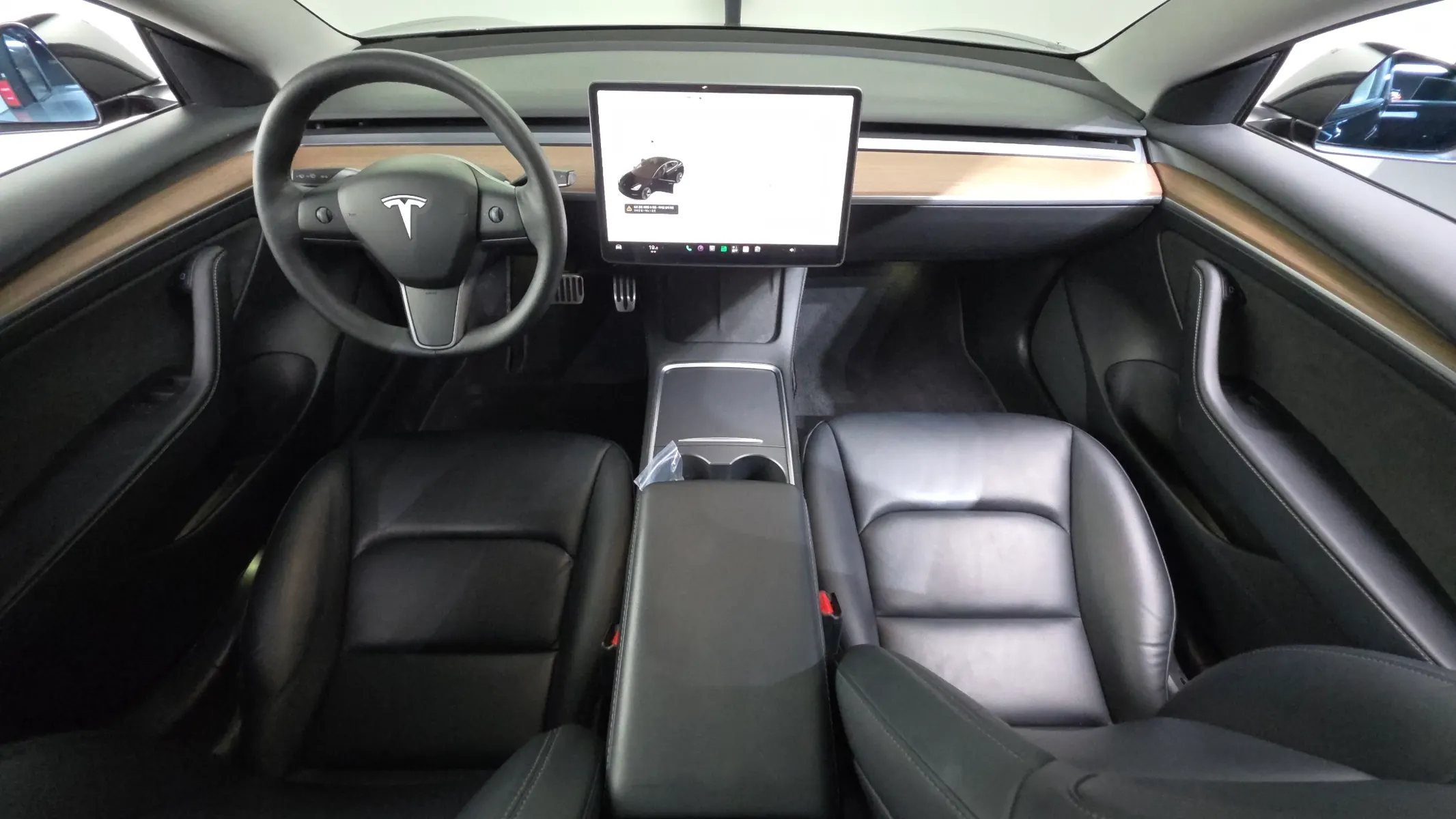 Tesla 3 AWD 2021 4/5