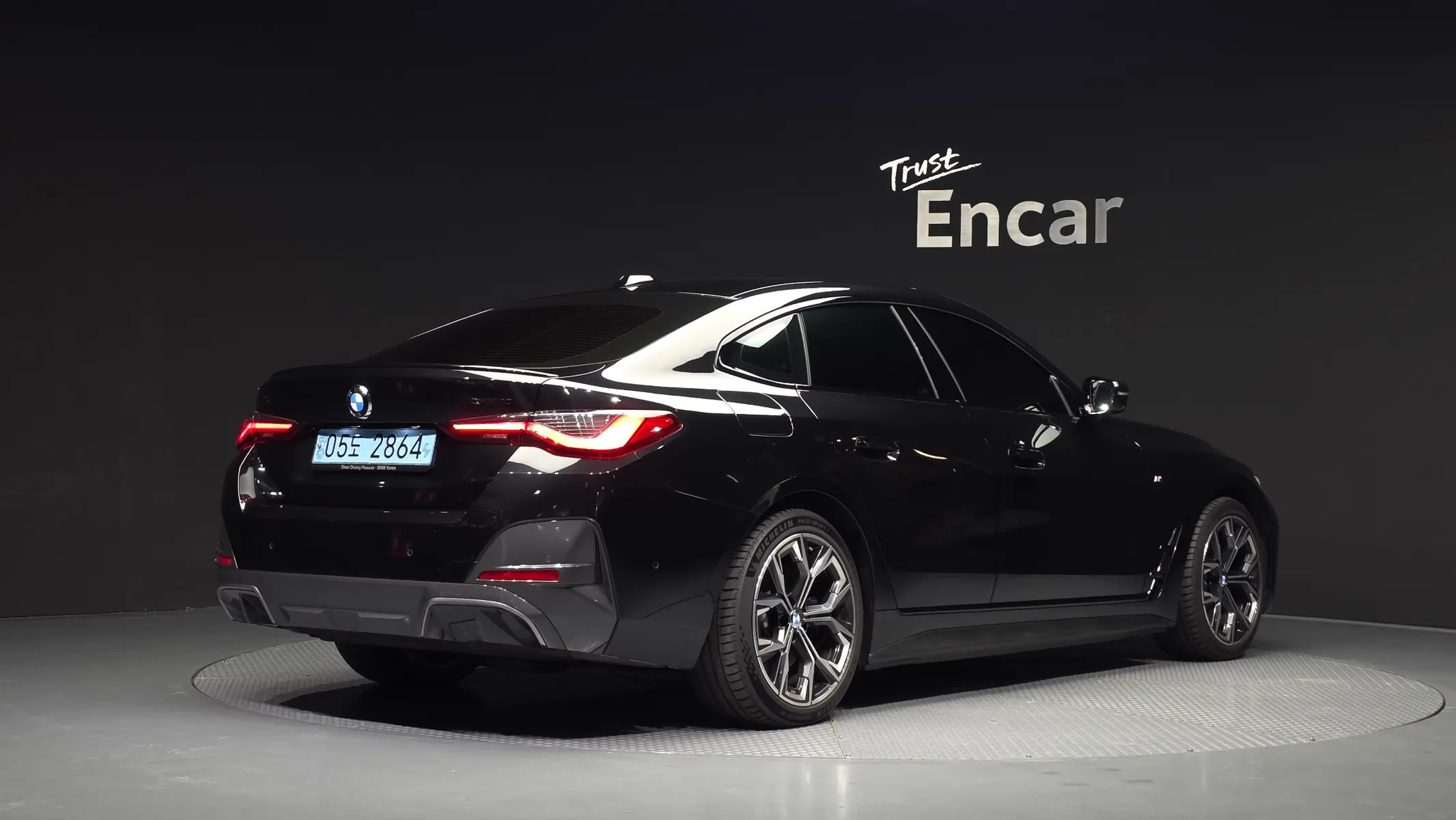 BMW i4 eDrive40 M 2022 2/35