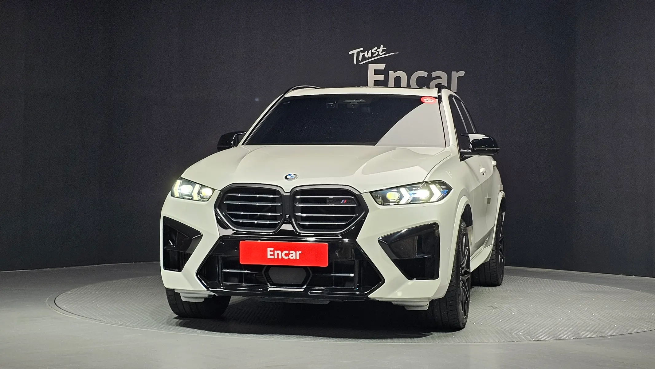 BMW X5M (G05) 4.4 2024 3/34