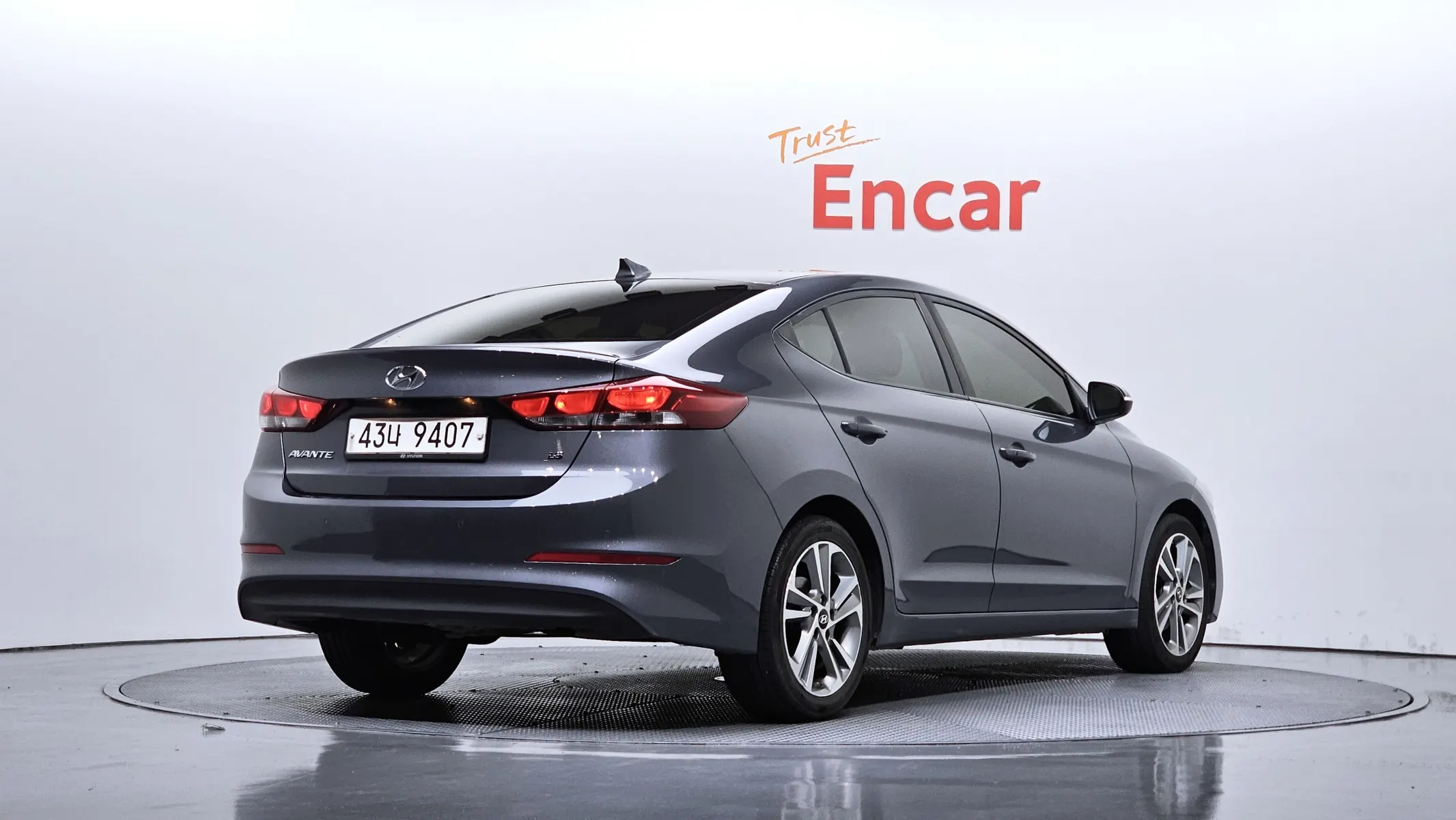 Hyundai AD 1.6 GDI 2017 2/31