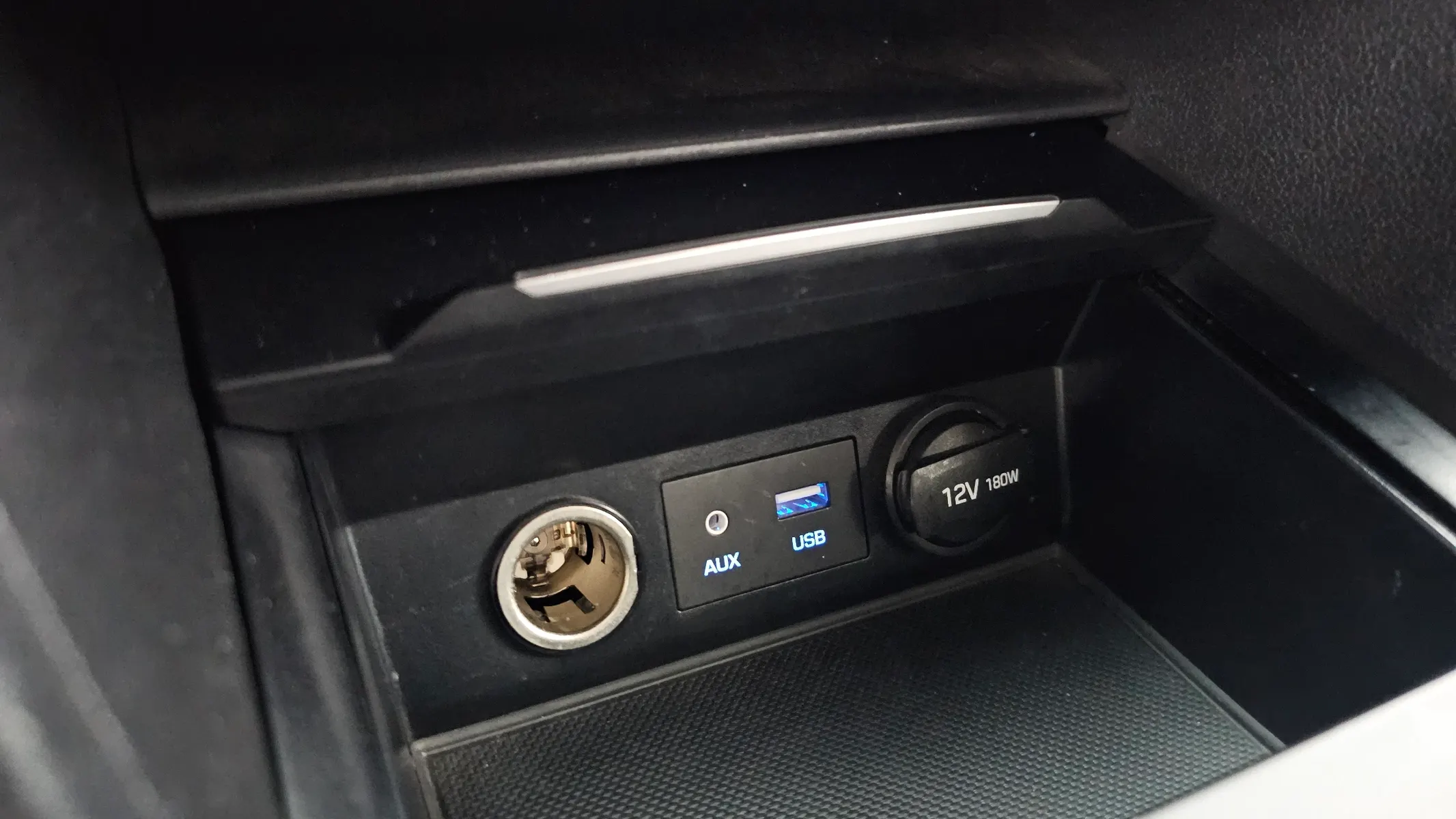Hyundai AD 1.6 GDI 2017 30/31