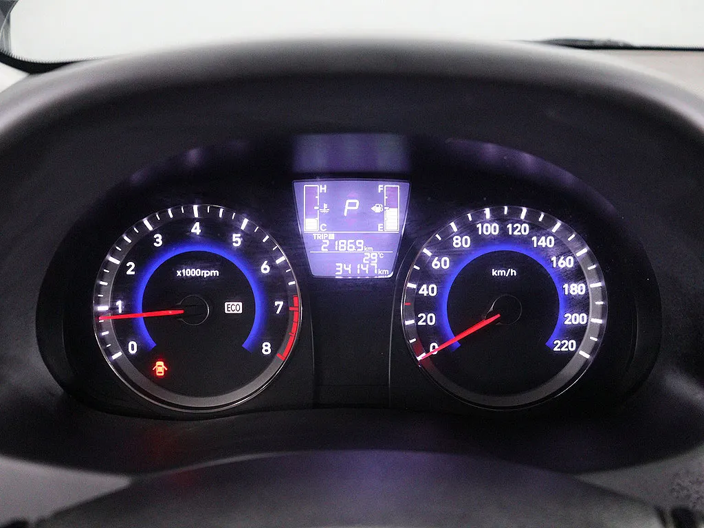 Hyundai () 1.4 VVT 2018 4/5