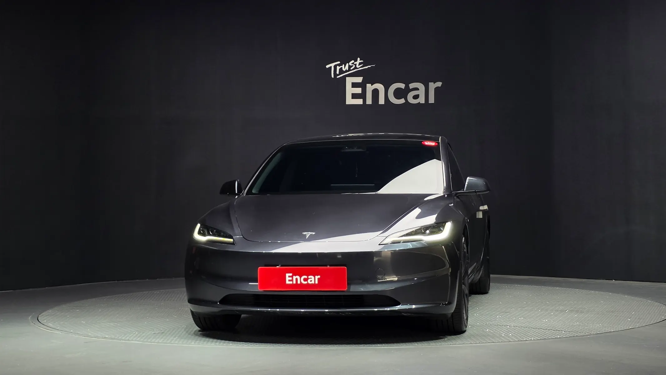 Tesla 3 RWD 2024 2/5