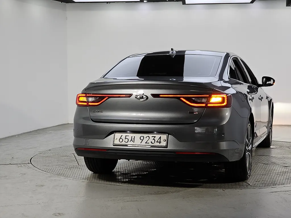 Renault Korea SM6 2.0 GDe RE 2016 3/21