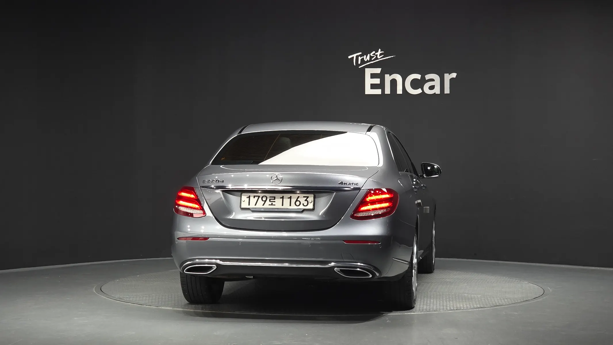 Mercedes-Benz E-Class W213 E220d 4MATIC 2020 3/34