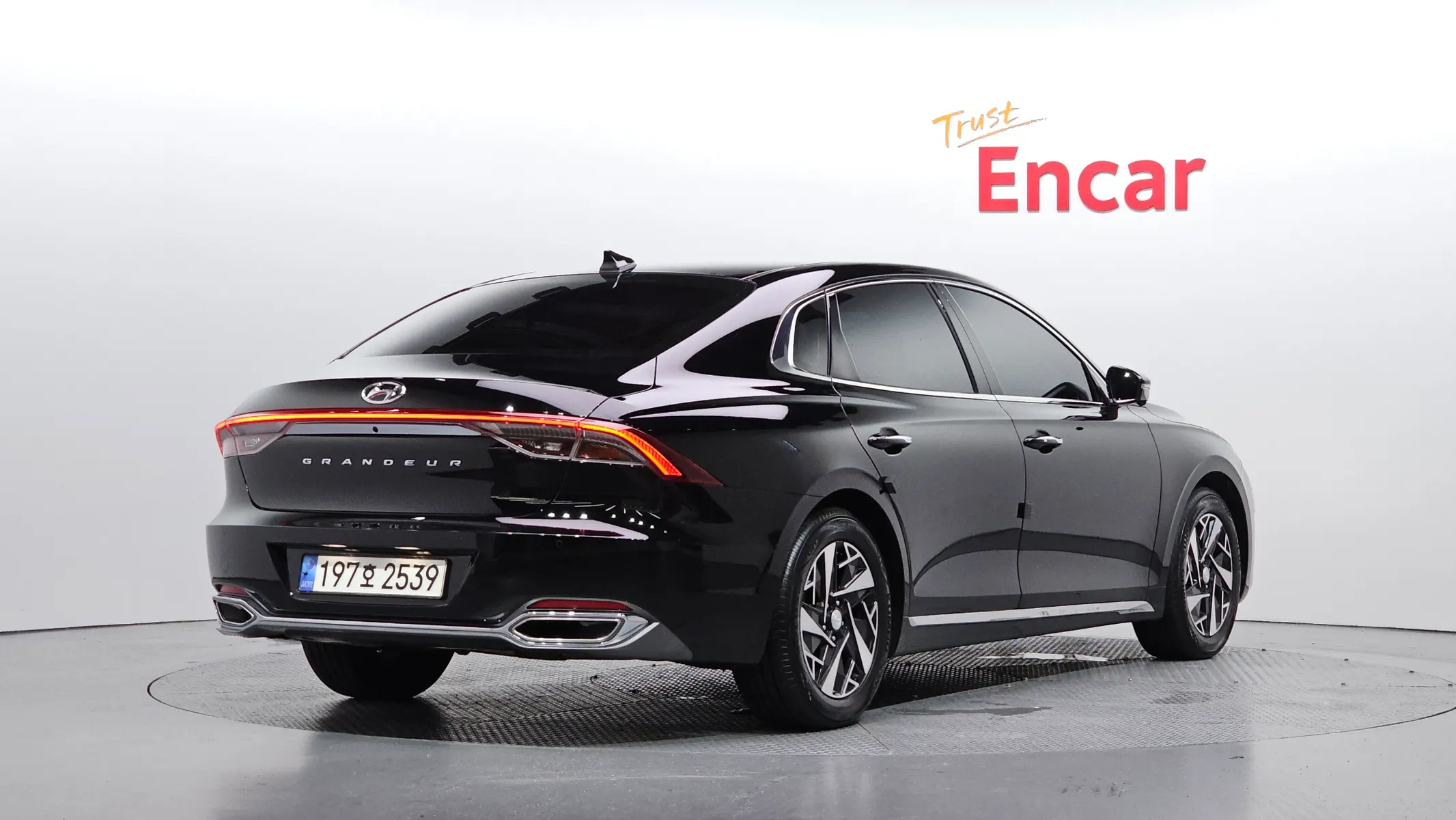 Hyundai IG 2022 2/35