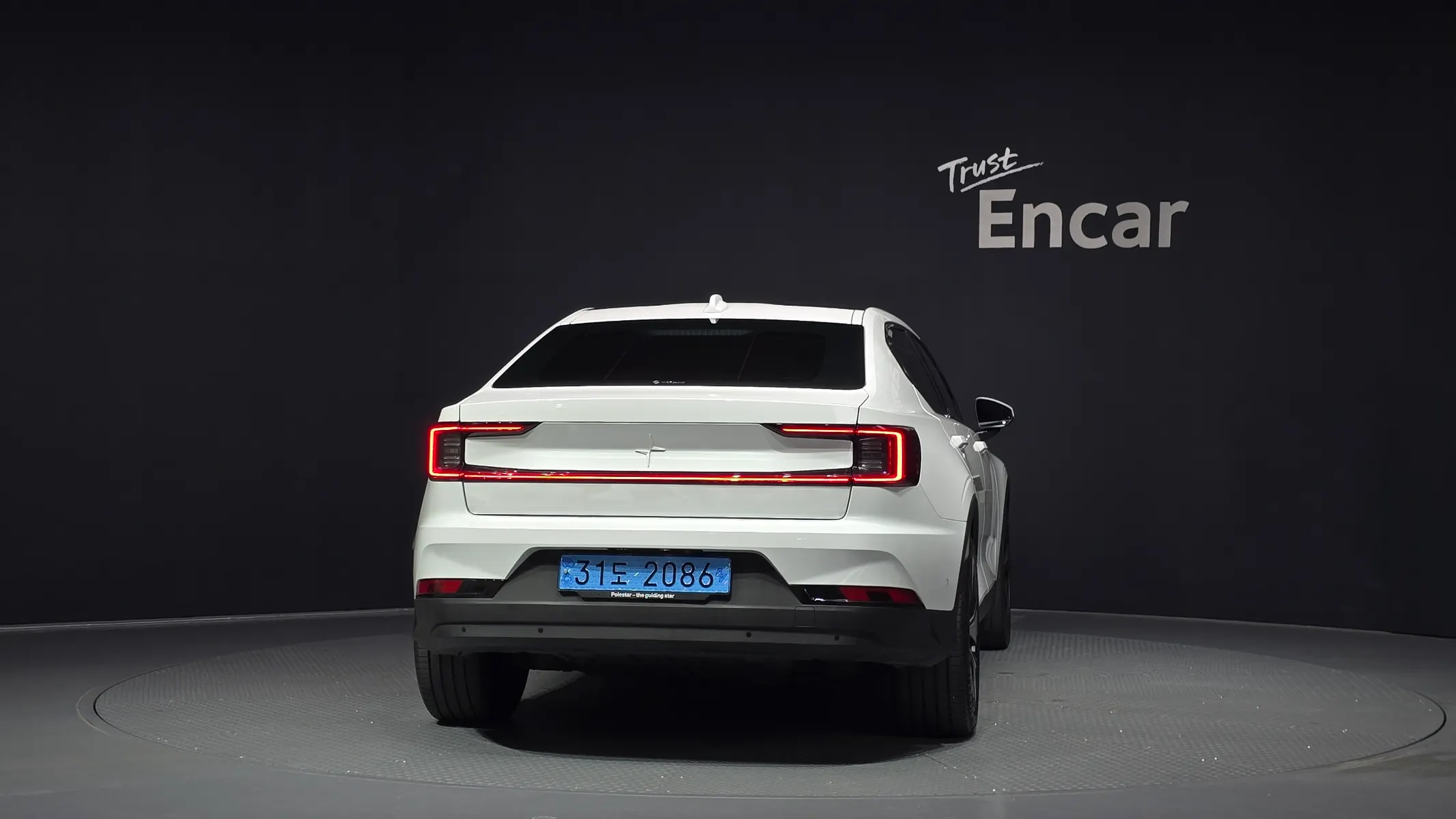 Polestar 2 2022 3/5