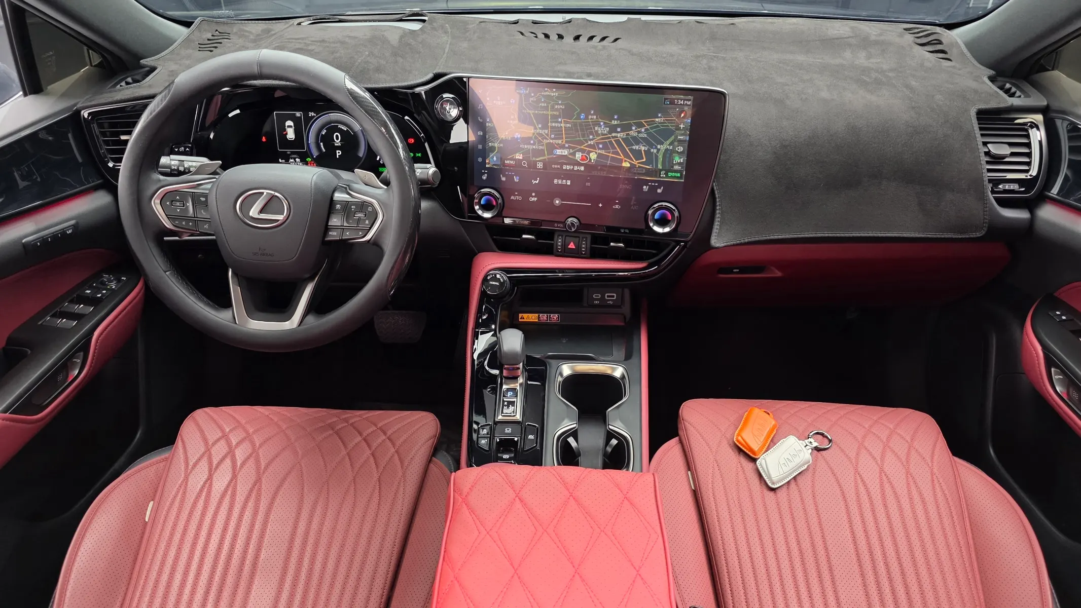 Lexus NX350h 2 2025 4/5