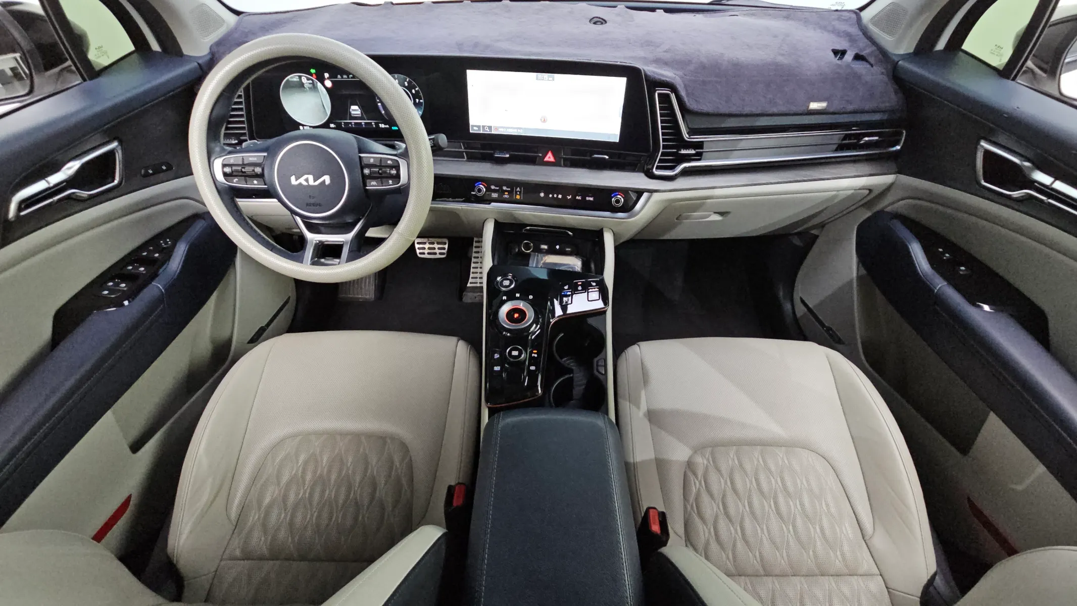 Kia 5 LPG 2.0 2WD 2023 4/5
