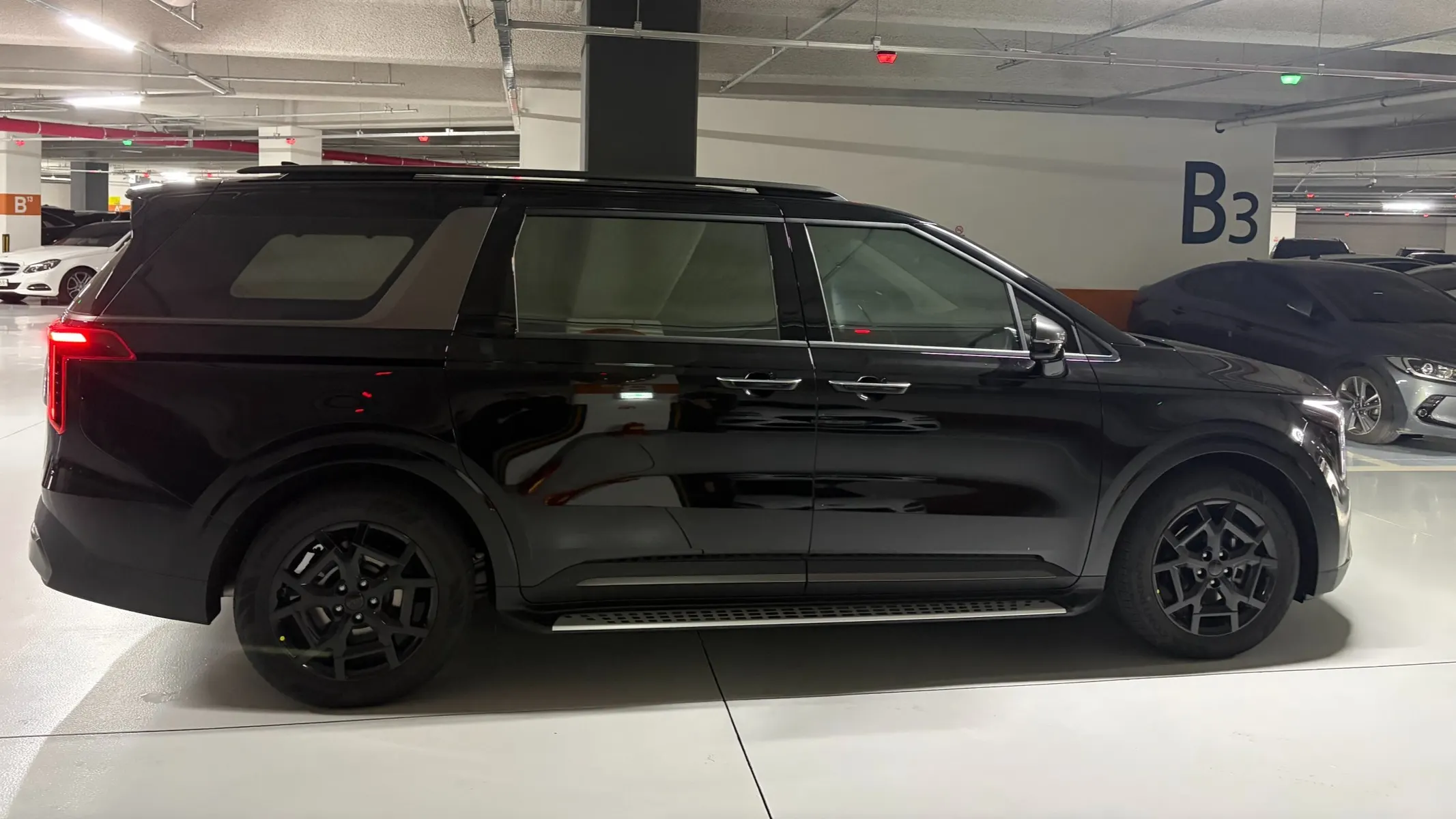 Kia 4 HEV 9 X Line 2026 3/5
