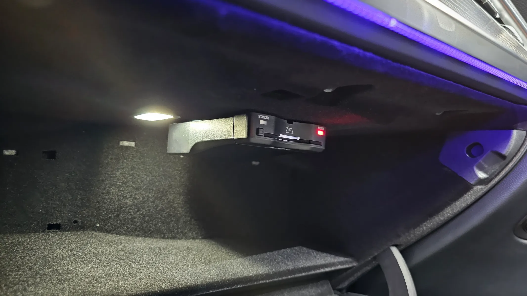 Mercedes-Benz E-Class W214 E200 2024 36/37
