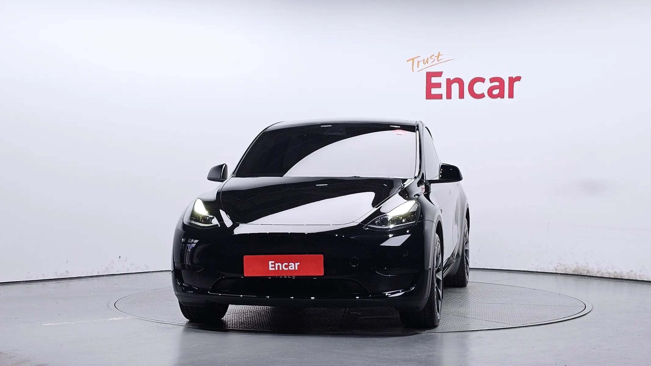Tesla Y RWD 2023 3/40