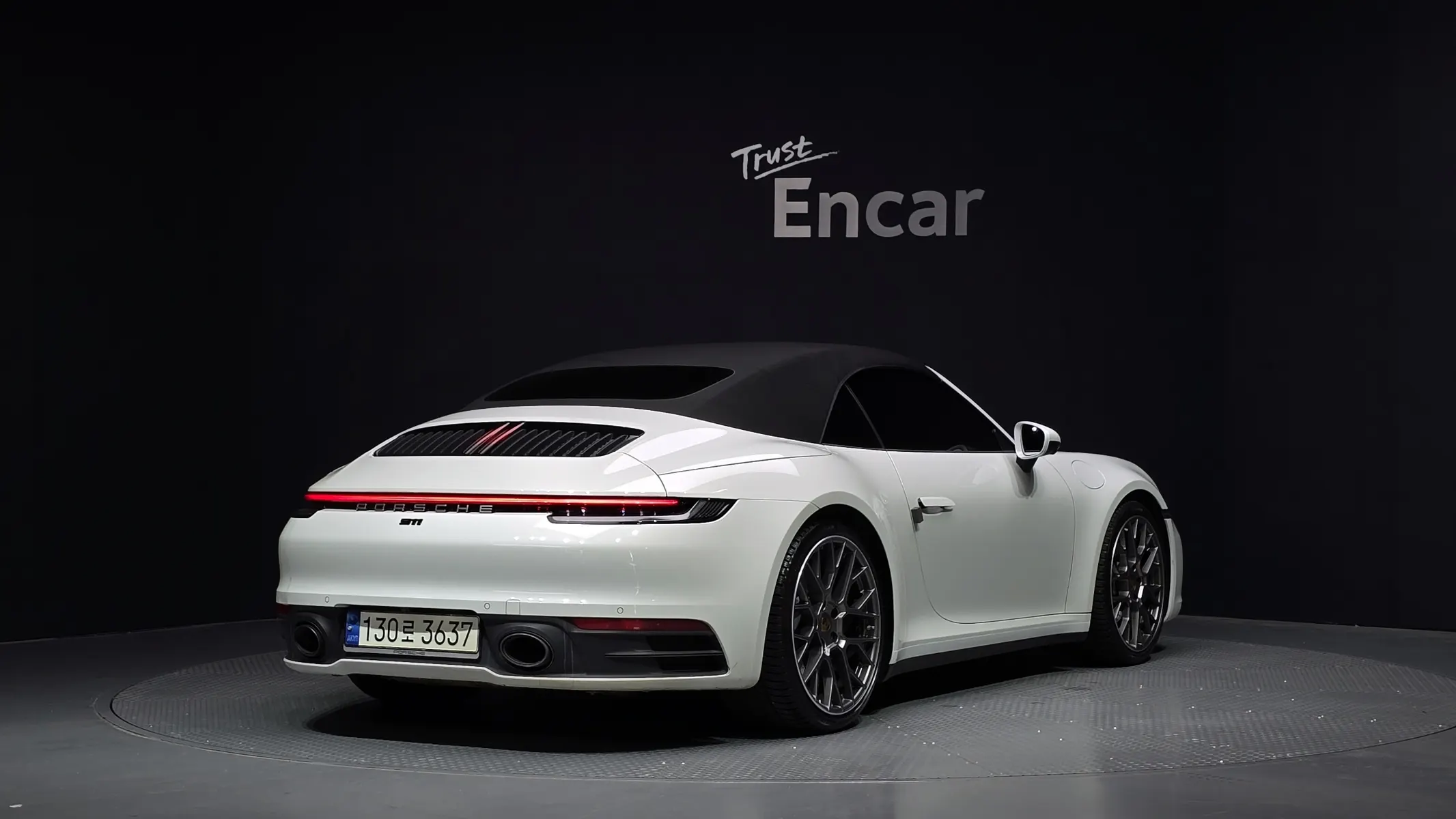 Porsche 911 (992) 2021 2/31