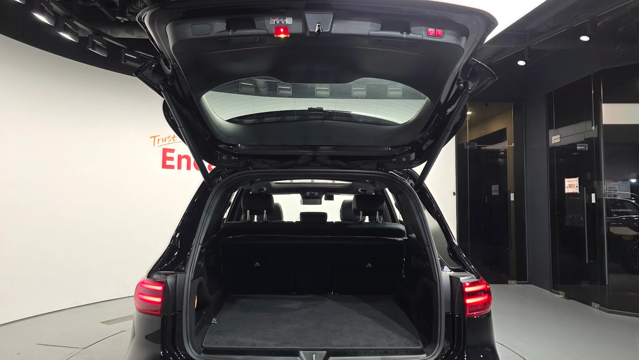 Mercedes-Benz EQB X243 EQB300 4MATIC AMG 2025 20/21